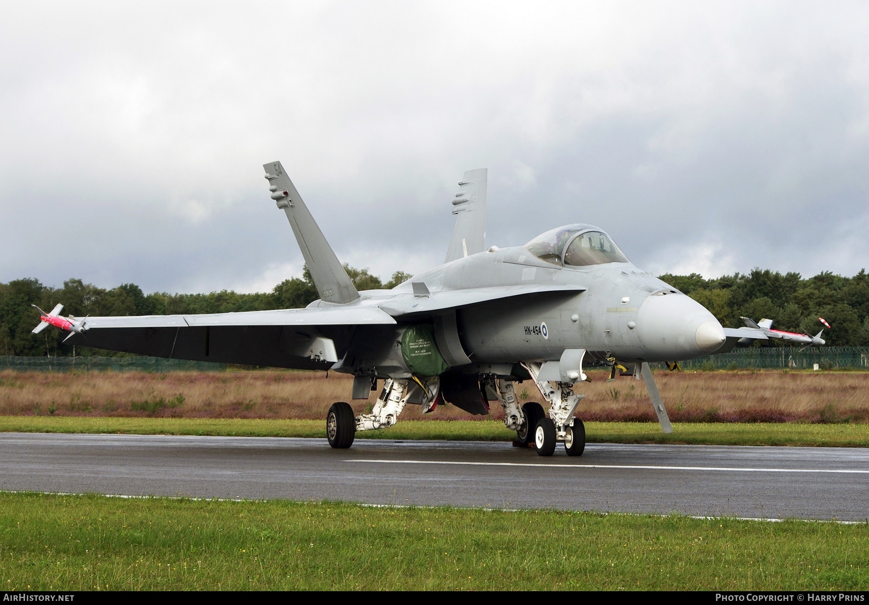 Aircraft Photo of HN-454 | McDonnell Douglas F/A-18C Hornet | Finland - Air Force | AirHistory.net #604491