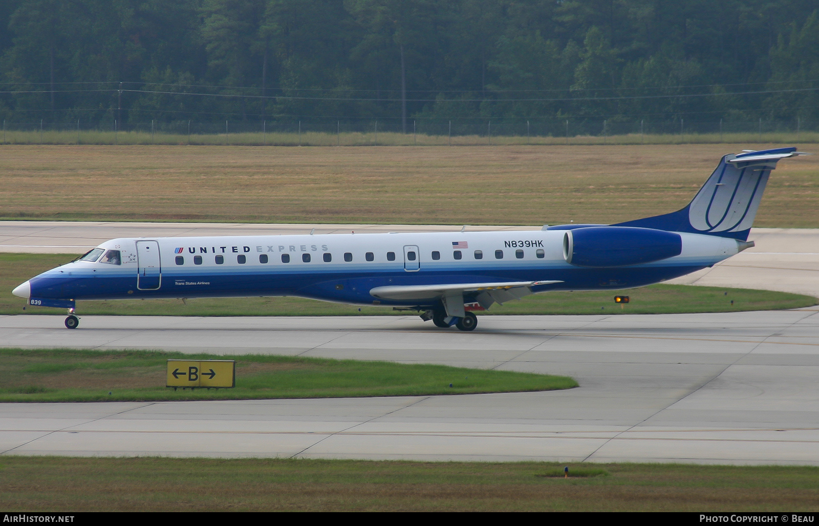 Aircraft Photo of N839HK | Embraer ERJ-145LR (EMB-145LR) | United Express | AirHistory.net #604528