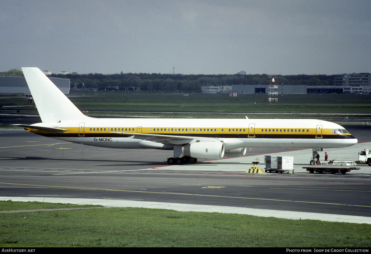 Aircraft Photo of G-MONC | Boeing 757-2T7 | Monarch Airlines | AirHistory.net #604647