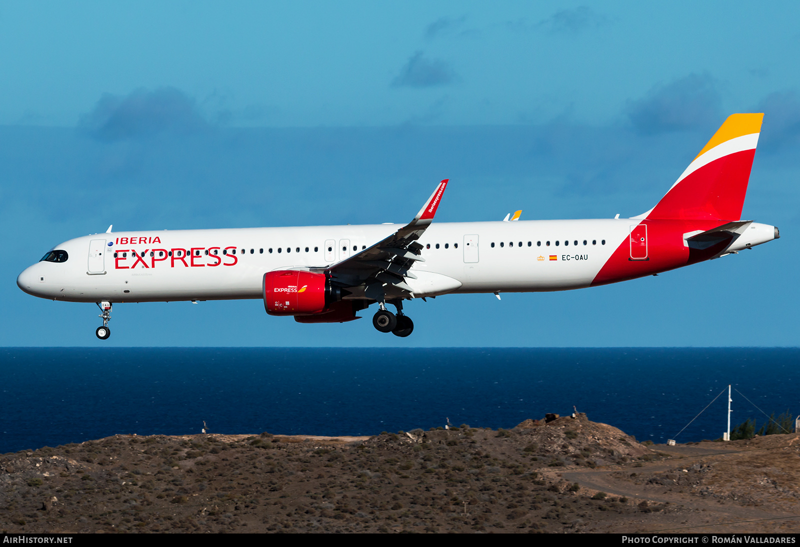 Aircraft Photo of EC-OAU | Airbus A321-271NX | Iberia Express | AirHistory.net #604691