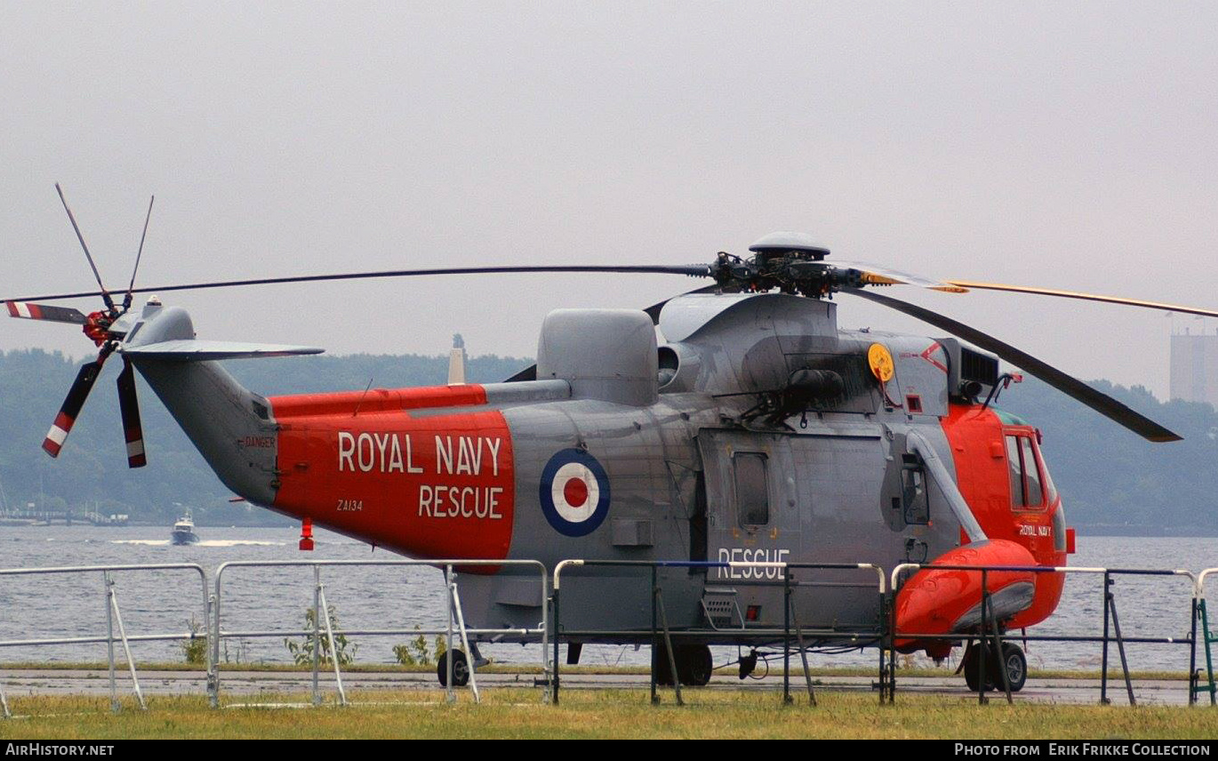 Aircraft Photo of ZA134 | Westland WS-61 Sea King HU5 | UK - Navy | AirHistory.net #604717