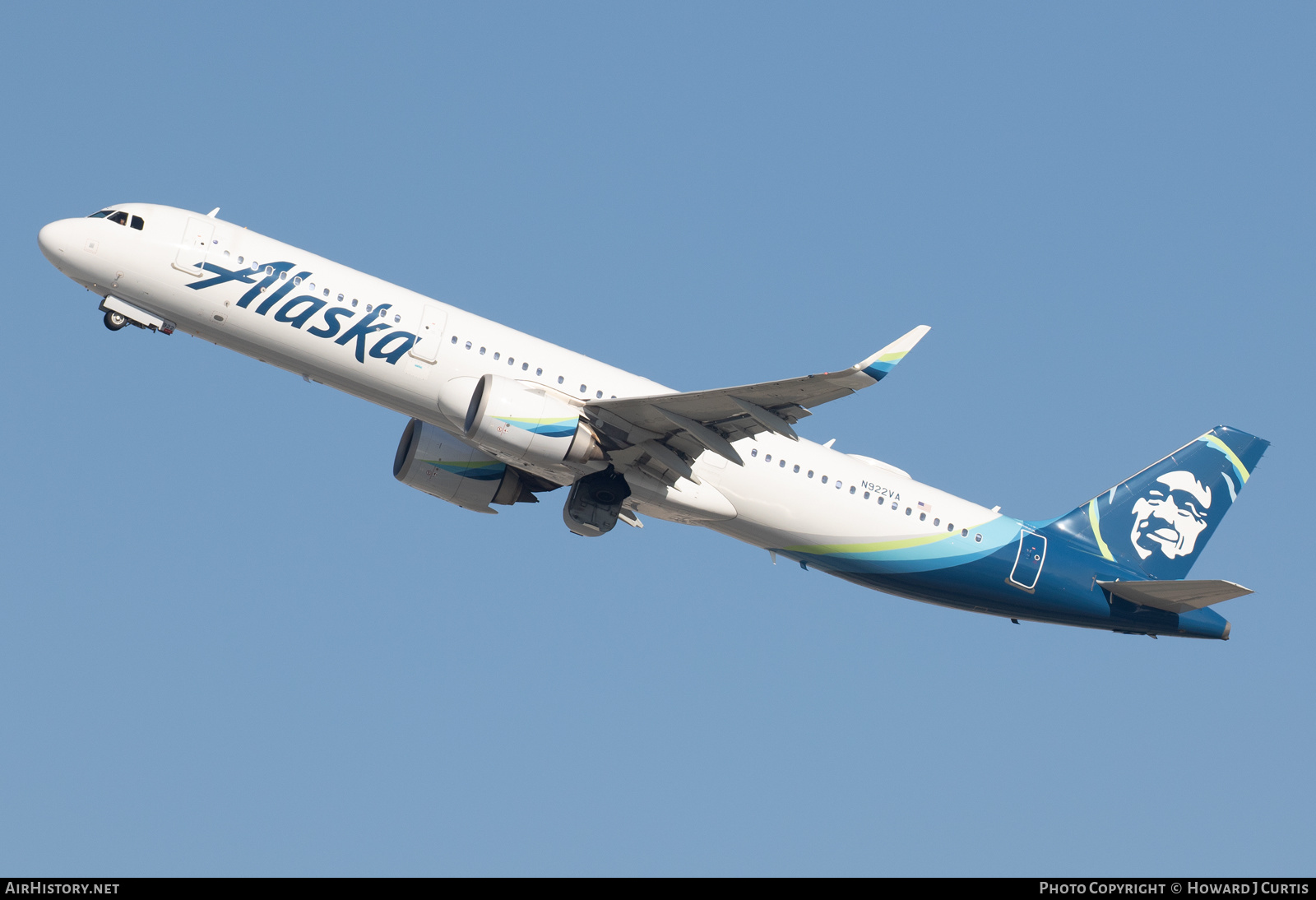 Aircraft Photo of N922VA | Airbus A321-253N | Alaska Airlines | AirHistory.net #604750