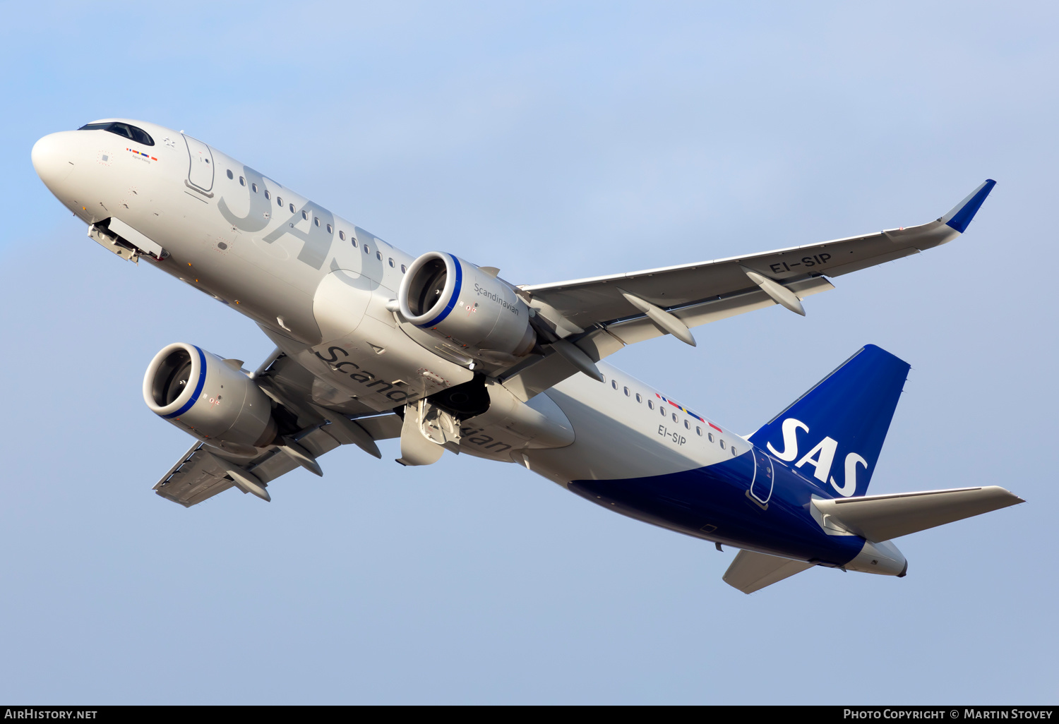 Aircraft Photo of EI-SIP | Airbus A320-251N | Scandinavian Airlines - SAS | AirHistory.net #604779