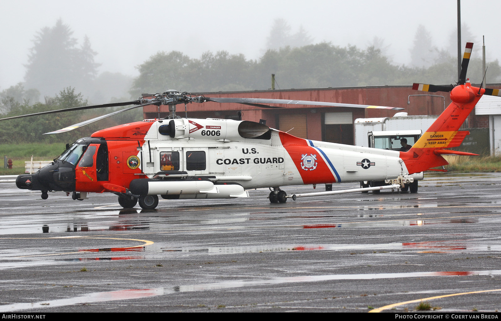 Aircraft Photo of 6006 | Sikorsky MH-60T Jayhawk (S-70B-5) | USA - Coast Guard | AirHistory.net #604838