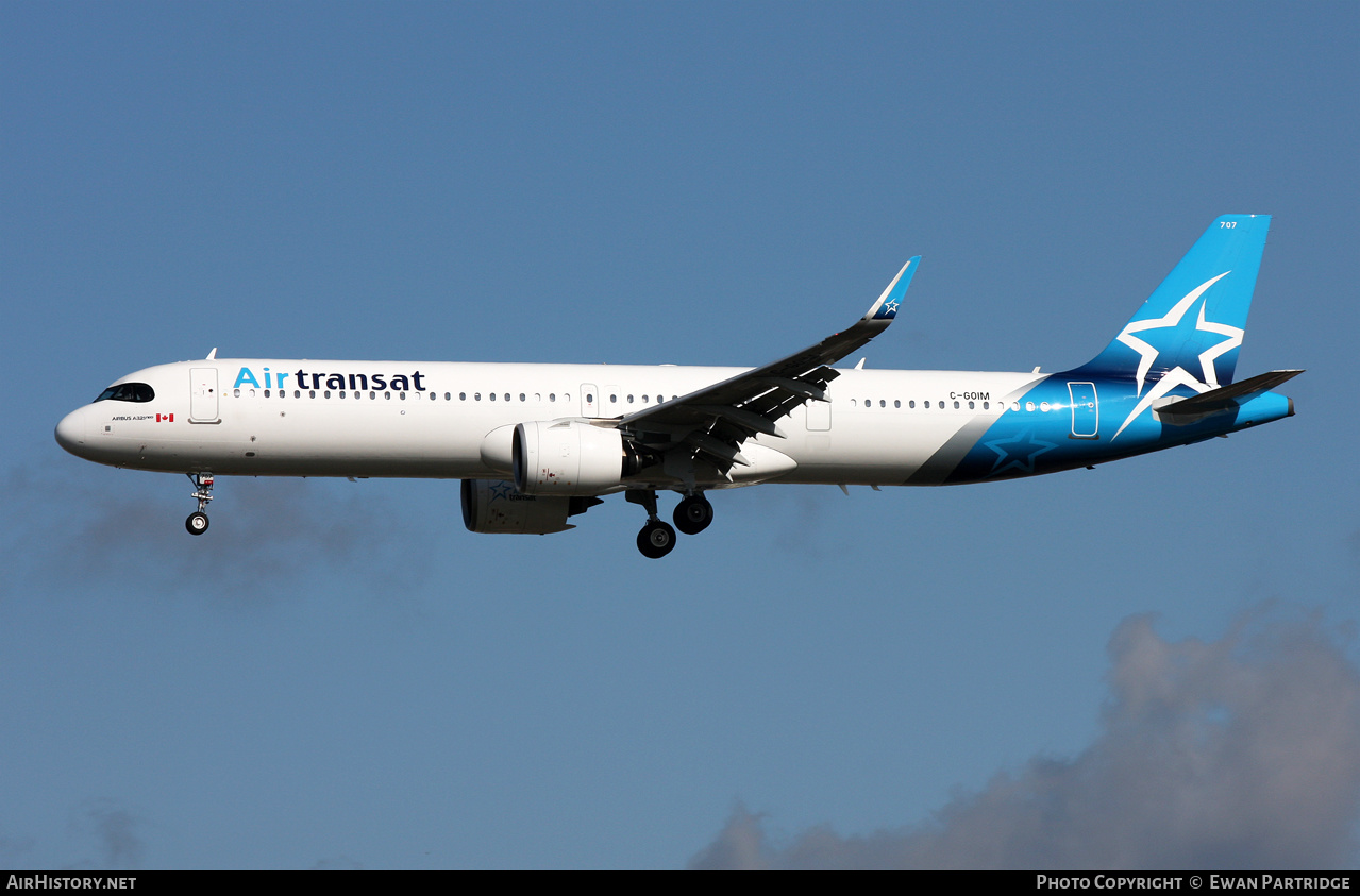 Aircraft Photo of C-GOIM | Airbus A321-271NX | Air Transat | AirHistory.net #604938