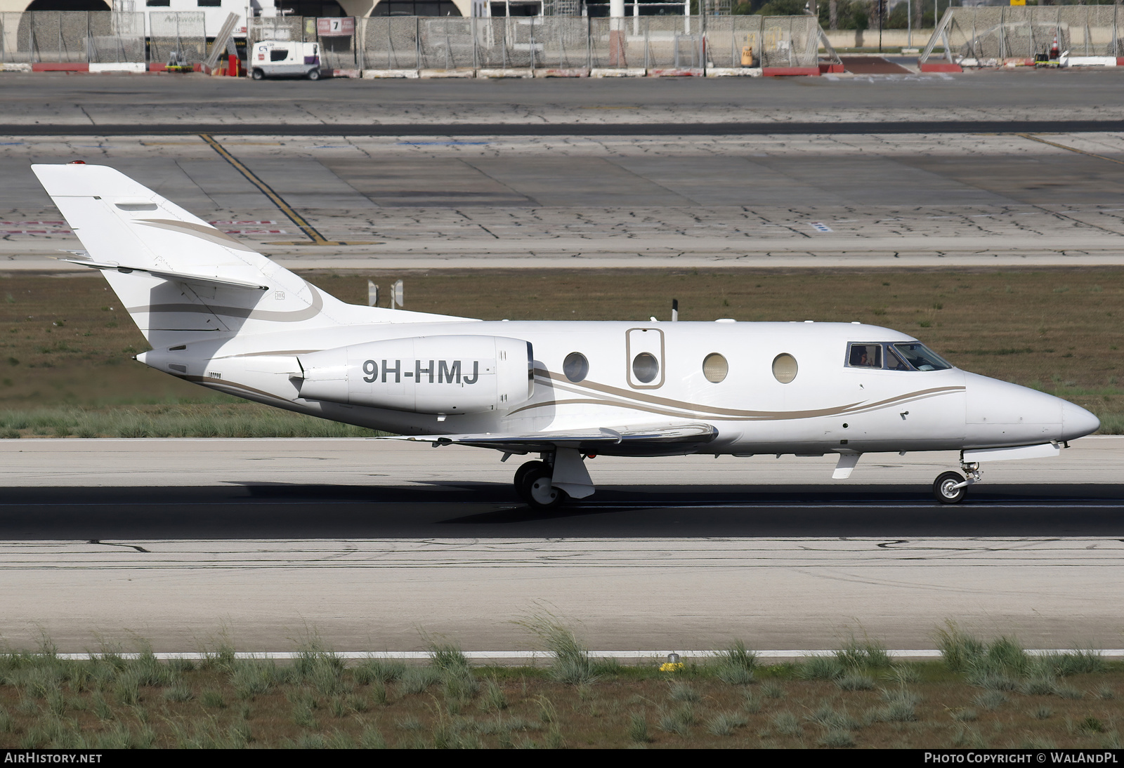Aircraft Photo of 9H-HMJ | Dassault Falcon 100 | AirHistory.net #605010