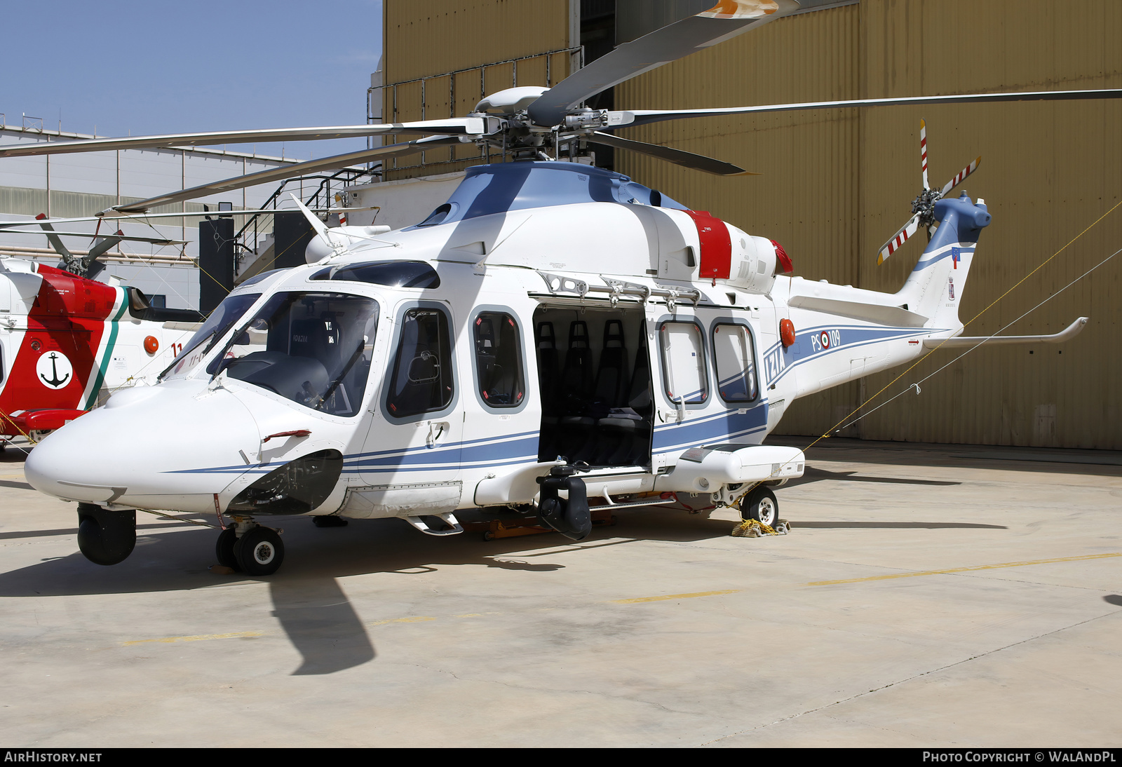 Aircraft Photo of MM81815 | Leonardo AW-139 | Italy - Polizia | AirHistory.net #605064