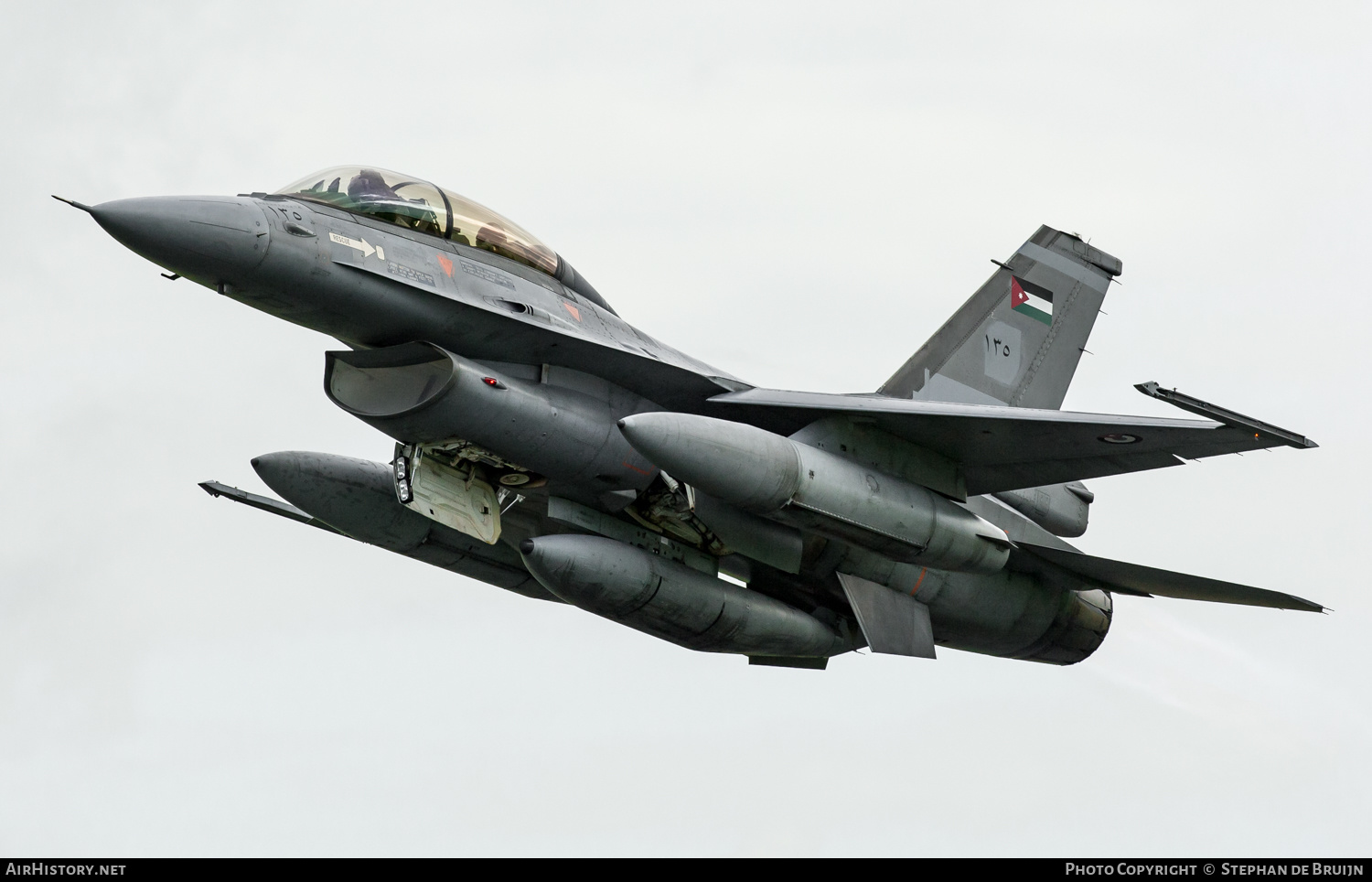Aircraft Photo of 135 | General Dynamics F-16BM Fighting Falcon | Jordan - Air Force | AirHistory.net #605121