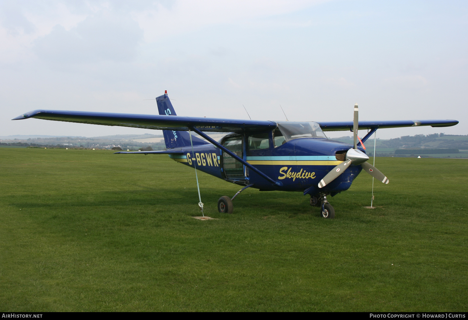 Aircraft Photo of G-BGWR | Cessna U206A Super Skywagon | AirHistory.net #605162