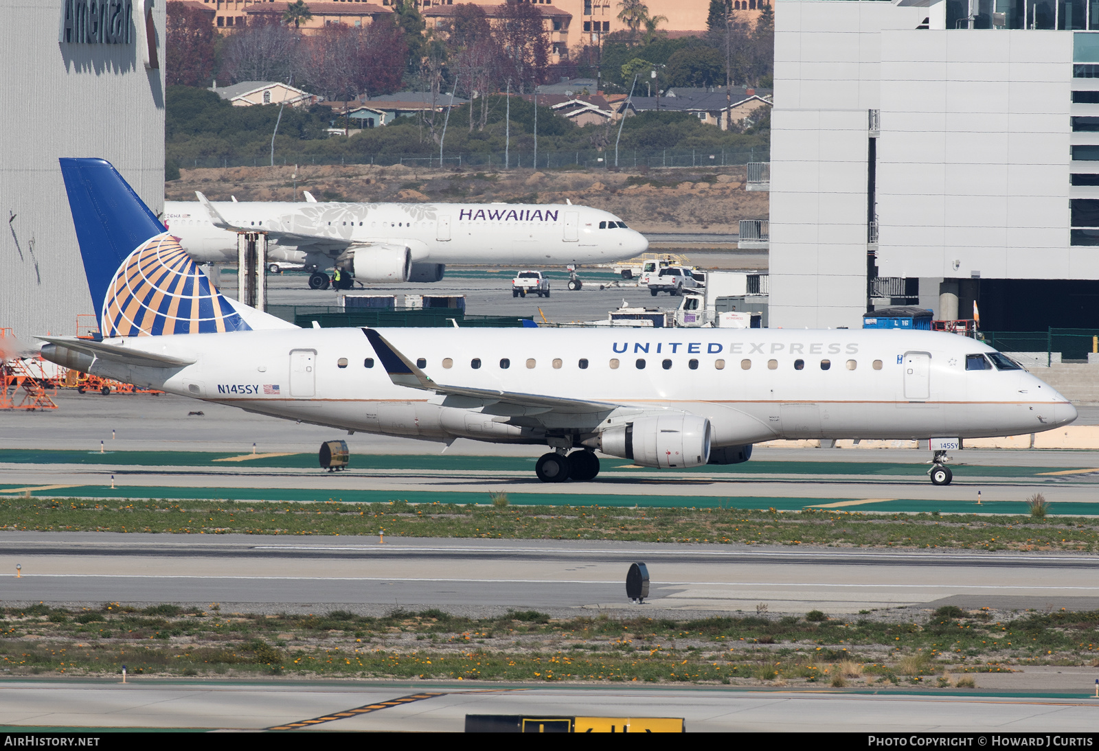 Aircraft Photo of N145SY | Embraer 175LR (ERJ-170-200LR) | United Express | AirHistory.net #605190