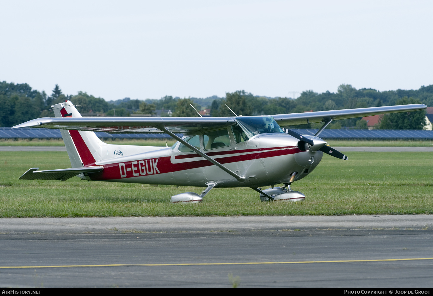 Aircraft Photo of D-EGUK | Cessna 172N | AirHistory.net #605202