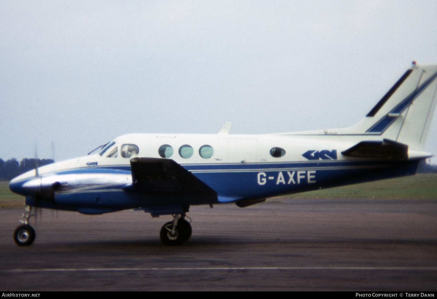 Aircraft Photo of G-AXFE | Beech B90 King Air | GKN Group | AirHistory.net #605320