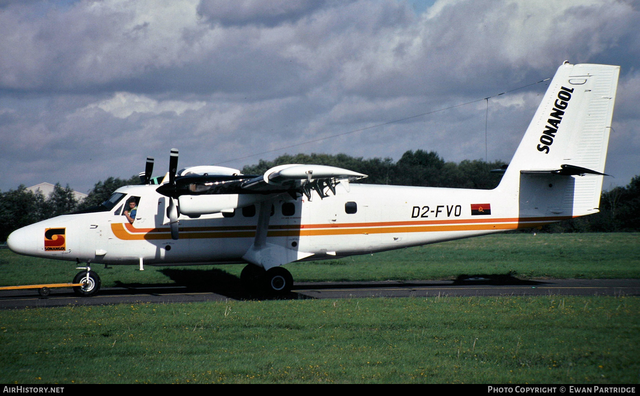Aircraft Photo of D2-FVO | De Havilland Canada DHC-6-300 Twin Otter | Sonangol Aeronáutica | AirHistory.net #605321
