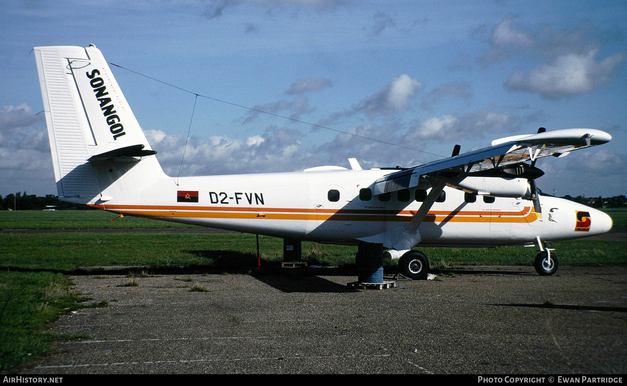 Aircraft Photo of D2-FVN | De Havilland Canada DHC-6-300 Twin Otter | Sonangol Aeronáutica | AirHistory.net #605335