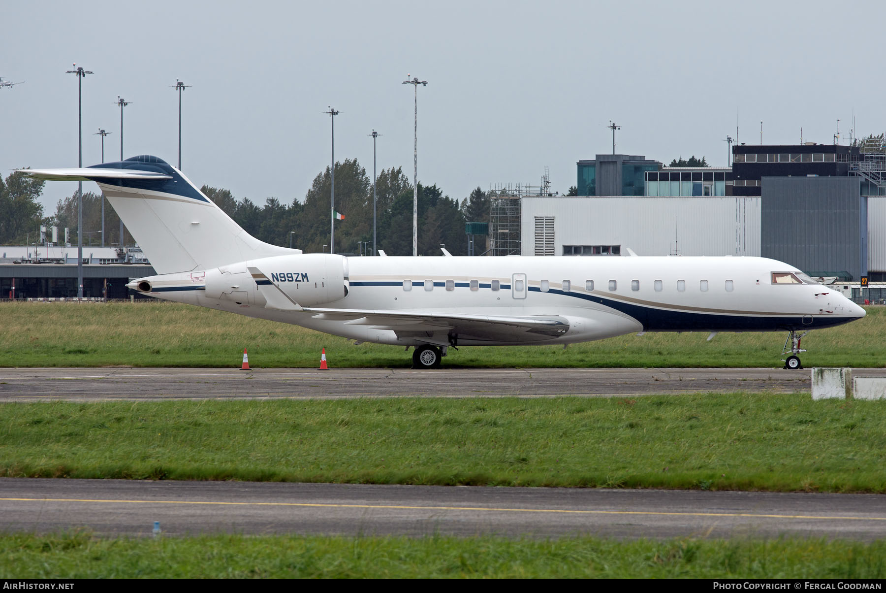 Aircraft Photo of N99ZM | Bombardier Global 6000 (BD-700-1A10) | AirHistory.net #605448