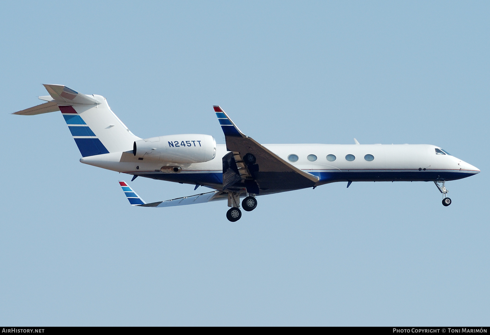 Aircraft Photo of N245TT | Gulfstream Aerospace G-V Gulfstream V | AirHistory.net #605457