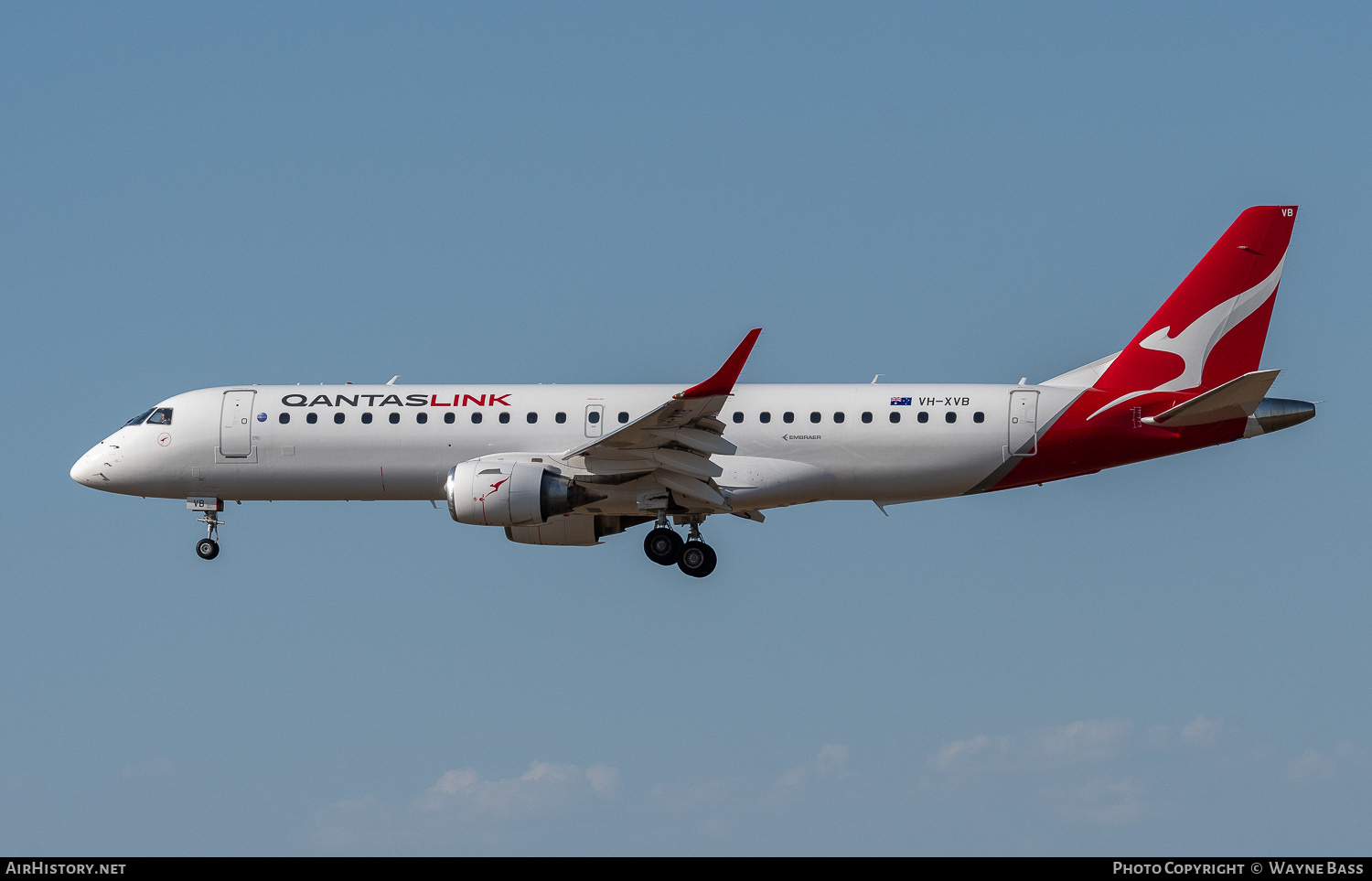 Aircraft Photo of VH-XVB | Embraer 190AR (ERJ-190-100IGW) | QantasLink | AirHistory.net #605586