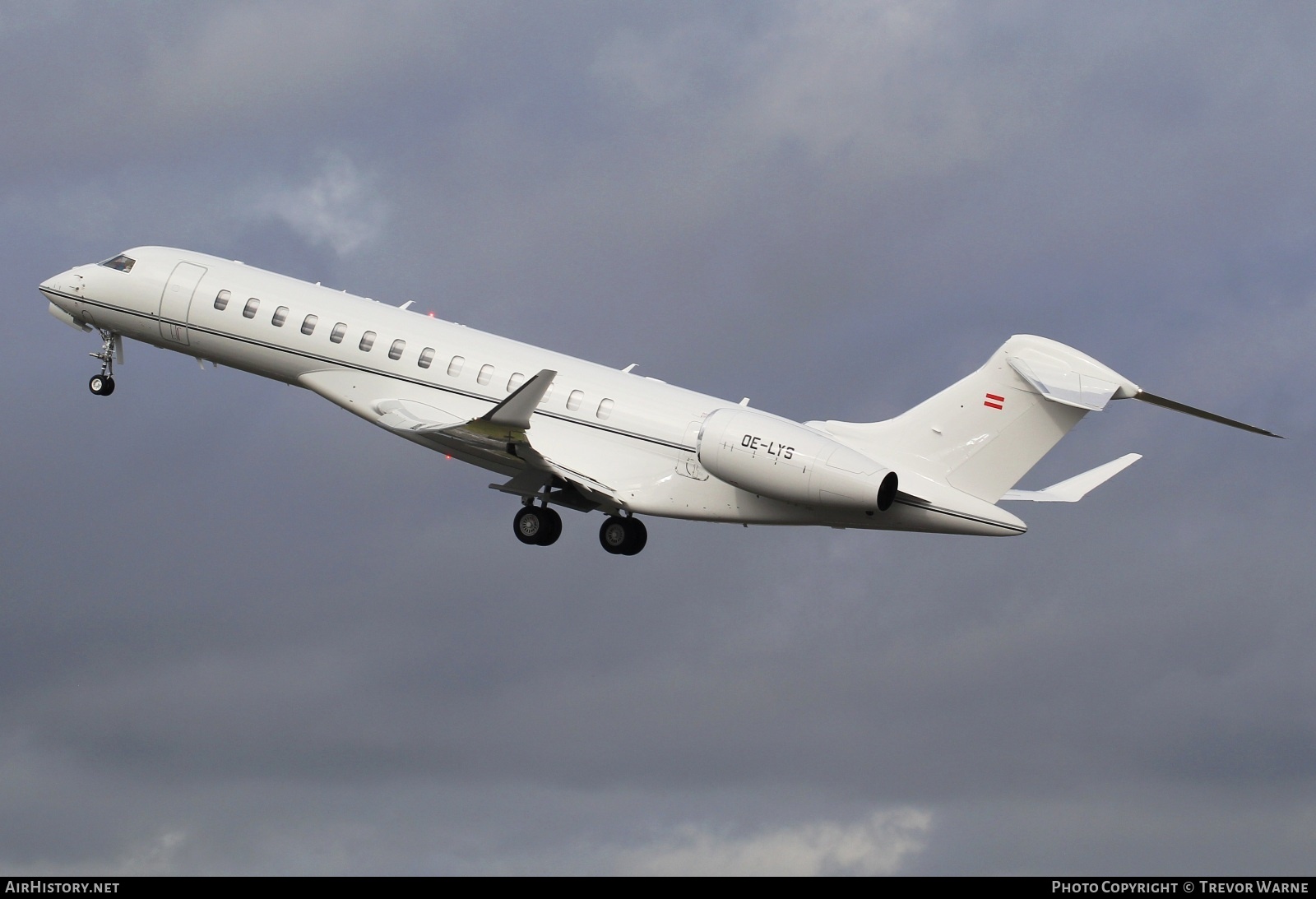 Aircraft Photo of OE-LYS | Bombardier Global 7500 (BD-700-2A12) | AirHistory.net #605683