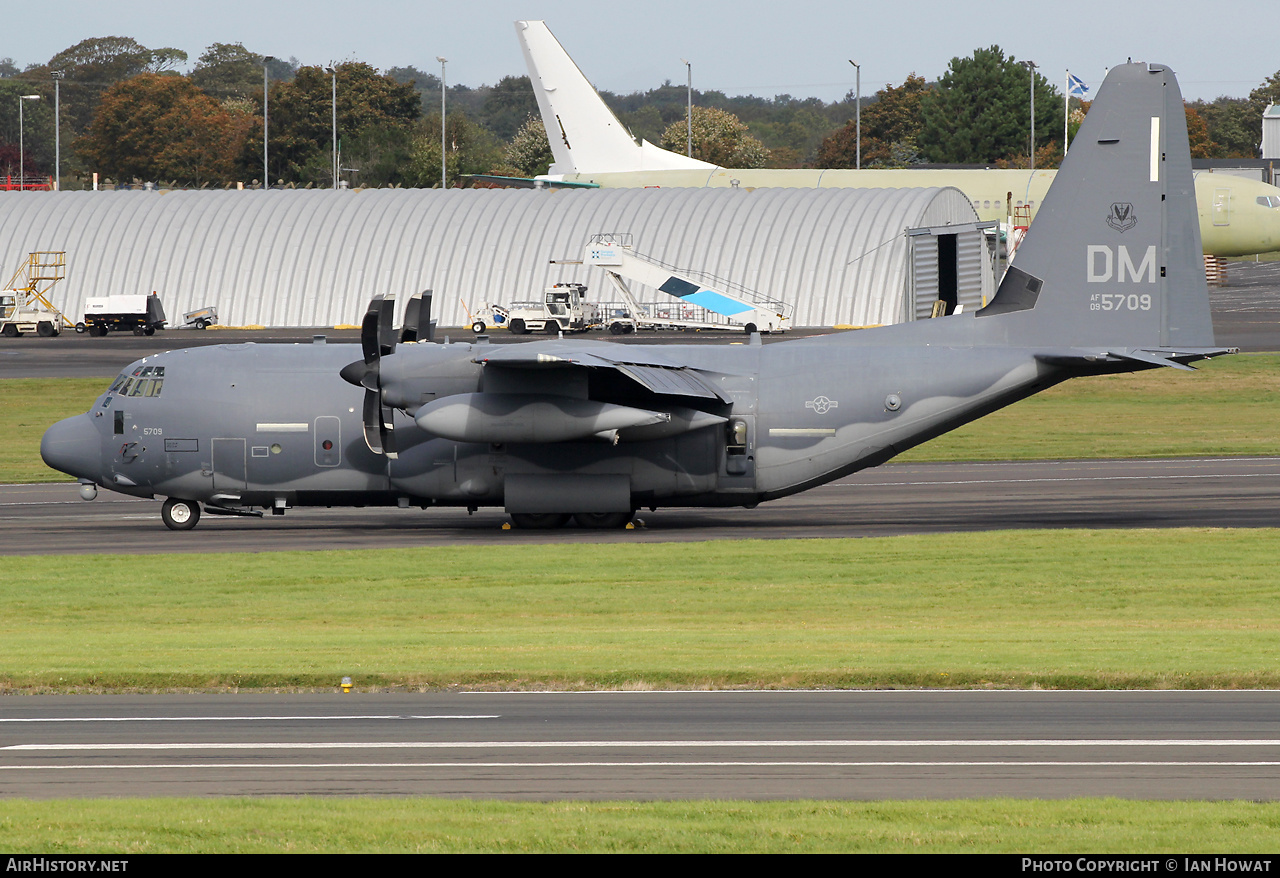 Aircraft Photo of 09-5709 / AF095709 | Lockheed Martin HC-130J Combat King II | USA - Air Force | AirHistory.net #605863