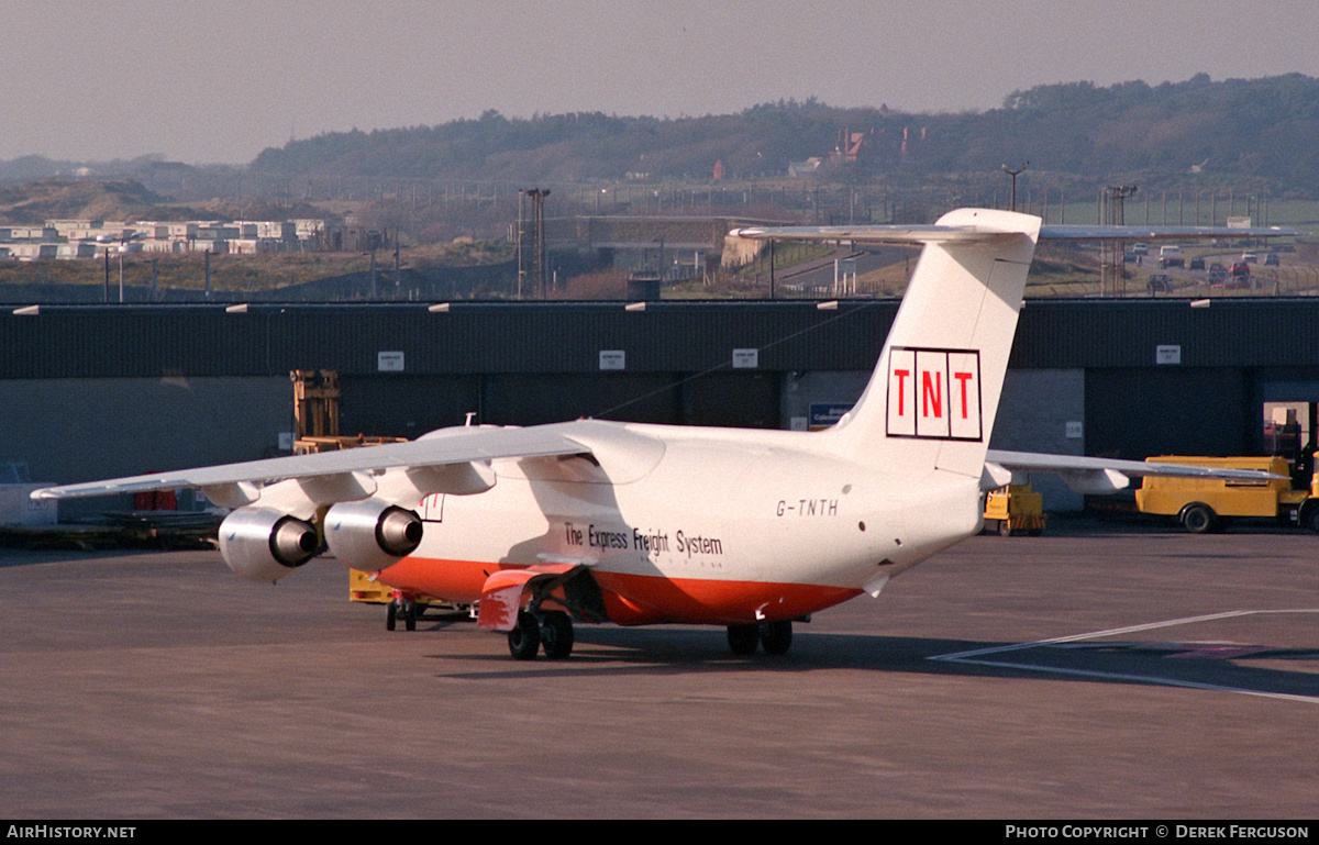 Aircraft Photo of G-TNTH | British Aerospace BAe-146-200QT Quiet Trader | TNT Express | AirHistory.net #605900