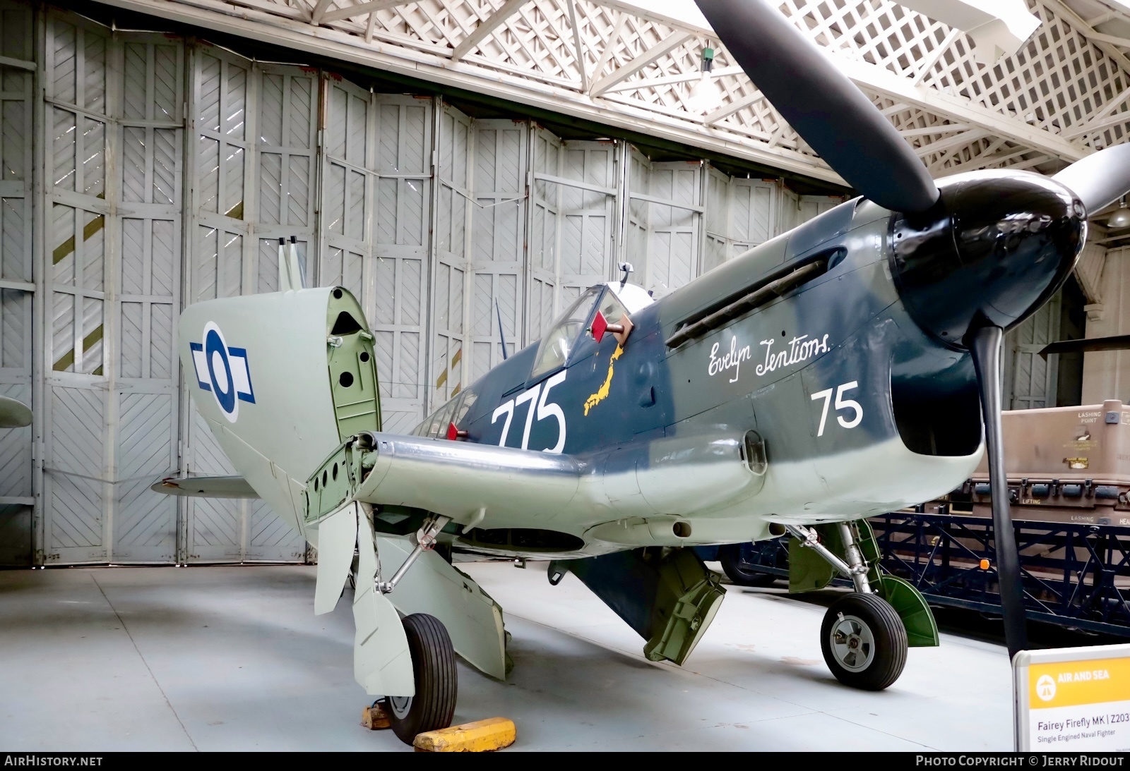 Aircraft Photo of Z2033 | Fairey Firefly TT1 | UK - Navy | AirHistory.net #605942