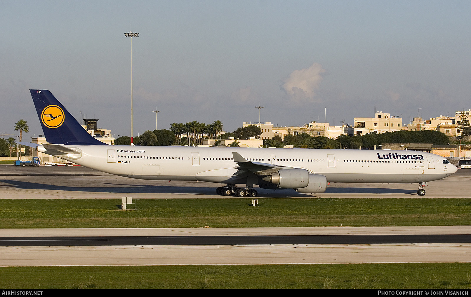 Aircraft Photo of D-AIHP | Airbus A340-642 | Lufthansa | AirHistory.net #606093