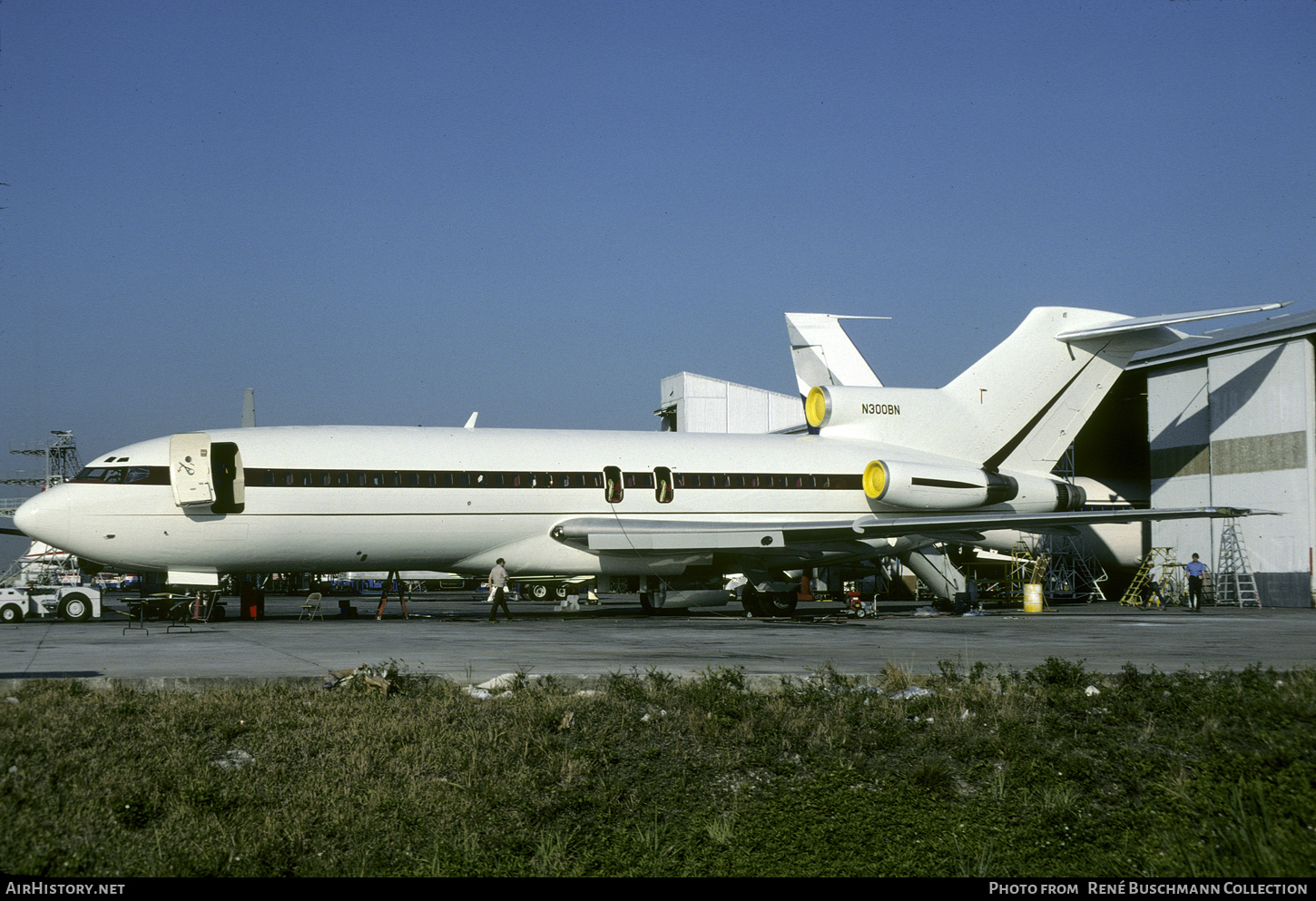 Aircraft Photo of N300BN | Boeing 727-191 | AirHistory.net #606111