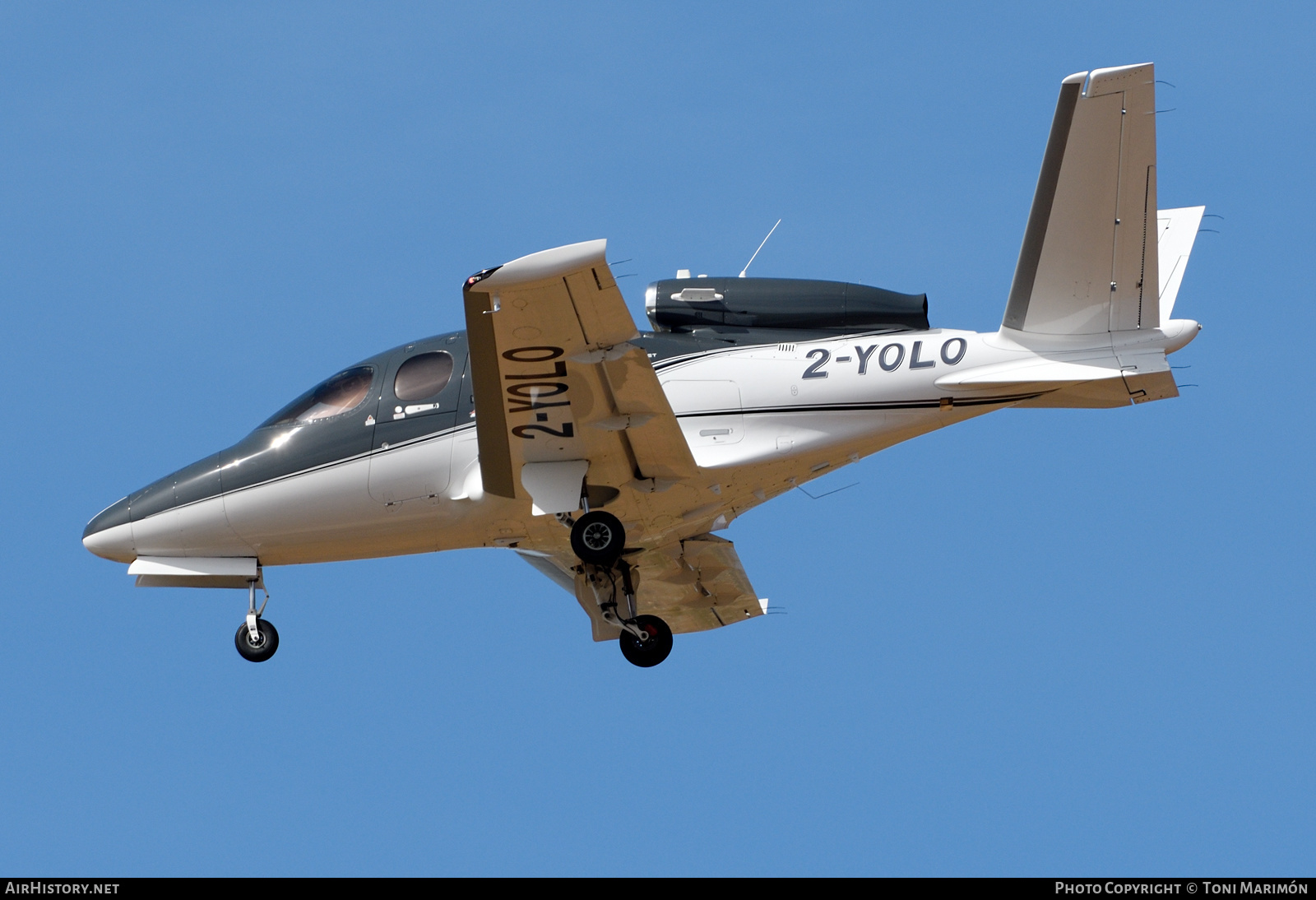 Aircraft Photo of 2-YOLO | Cirrus SF-50 Vision G2 | AirHistory.net #606174
