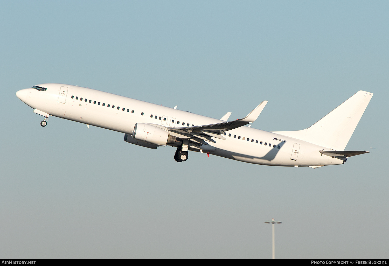 Aircraft Photo of OM-GEX | Boeing 737-8AS | AirHistory.net #606195