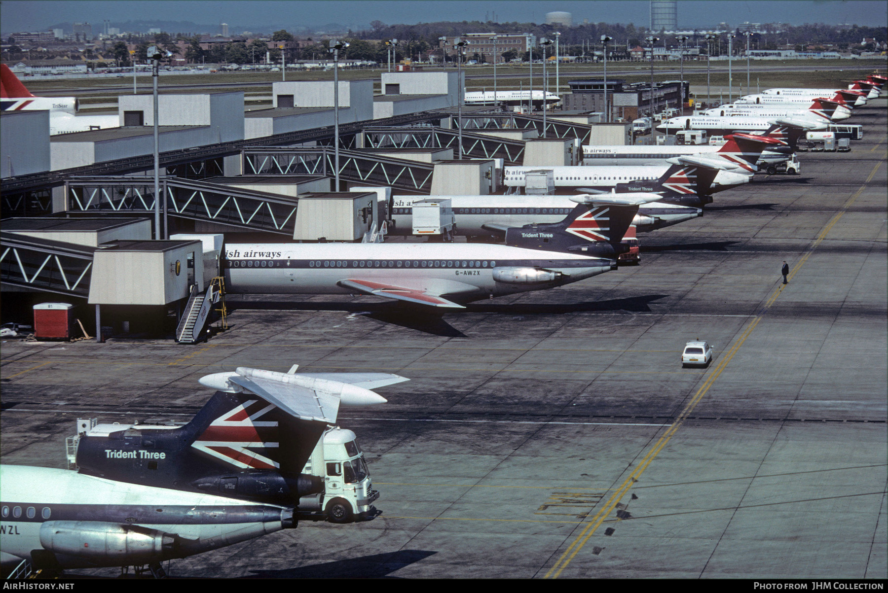 Aircraft Photo of G-AWZX | Hawker Siddeley HS-121 Trident 3B | British Airways | AirHistory.net #606252