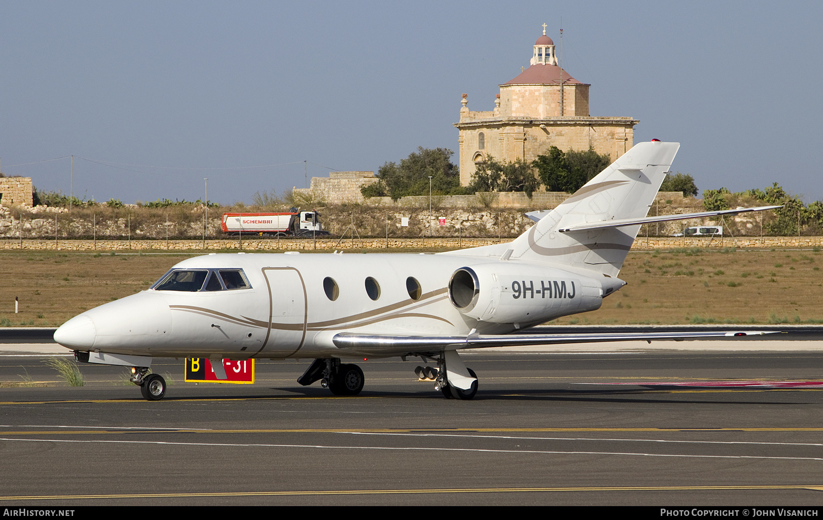 Aircraft Photo of 9H-HMJ | Dassault Falcon 100 | AirHistory.net #606263