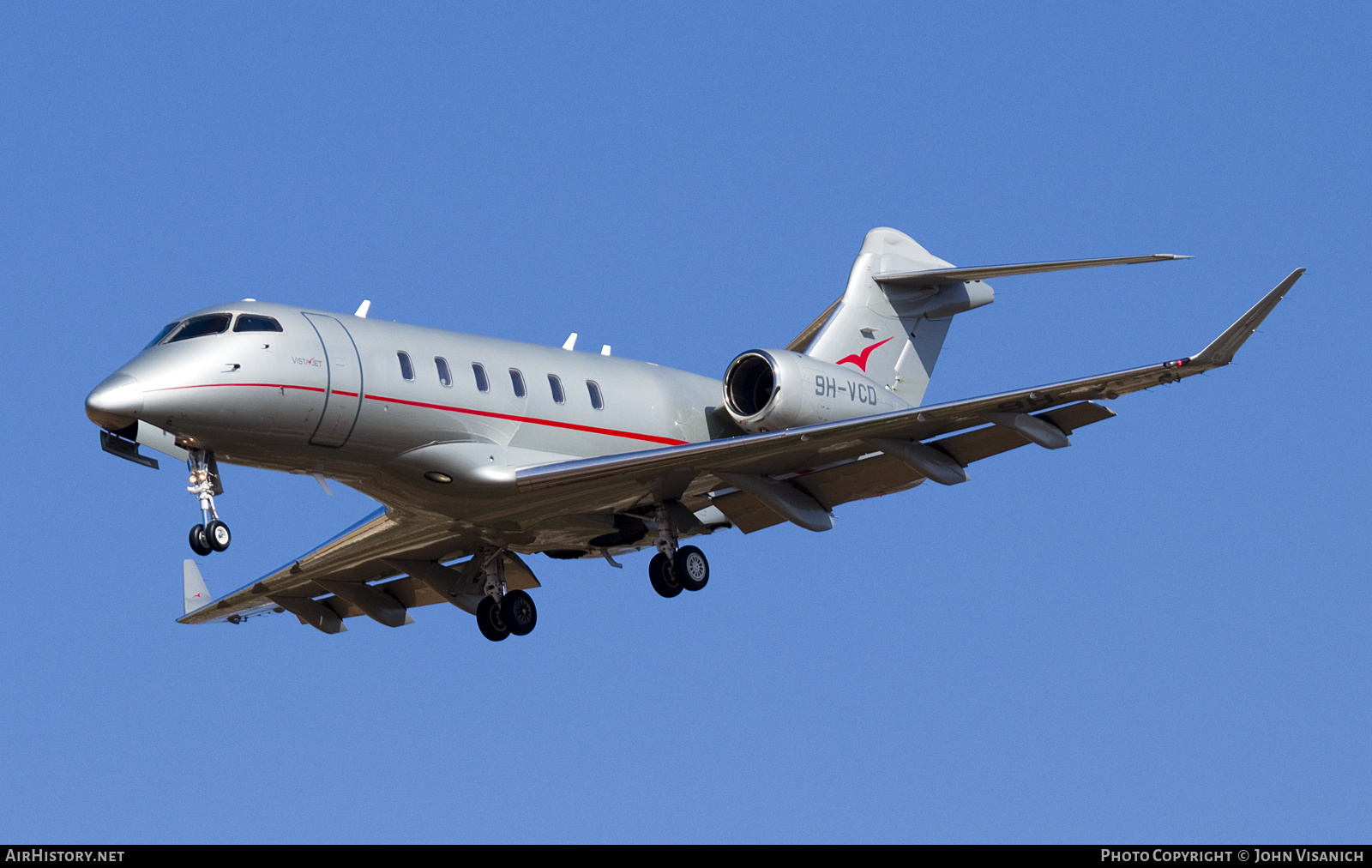 Aircraft Photo of 9H-VCD | Bombardier Challenger 350 (BD-100-1A10) | VistaJet | AirHistory.net #606265