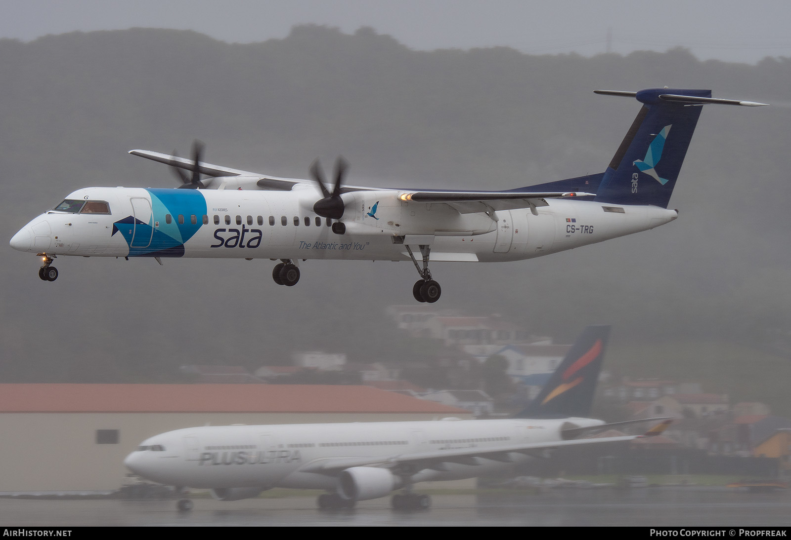 Aircraft Photo of CS-TRG | Bombardier DHC-8-402 Dash 8 | SATA Air Açores | AirHistory.net #606283
