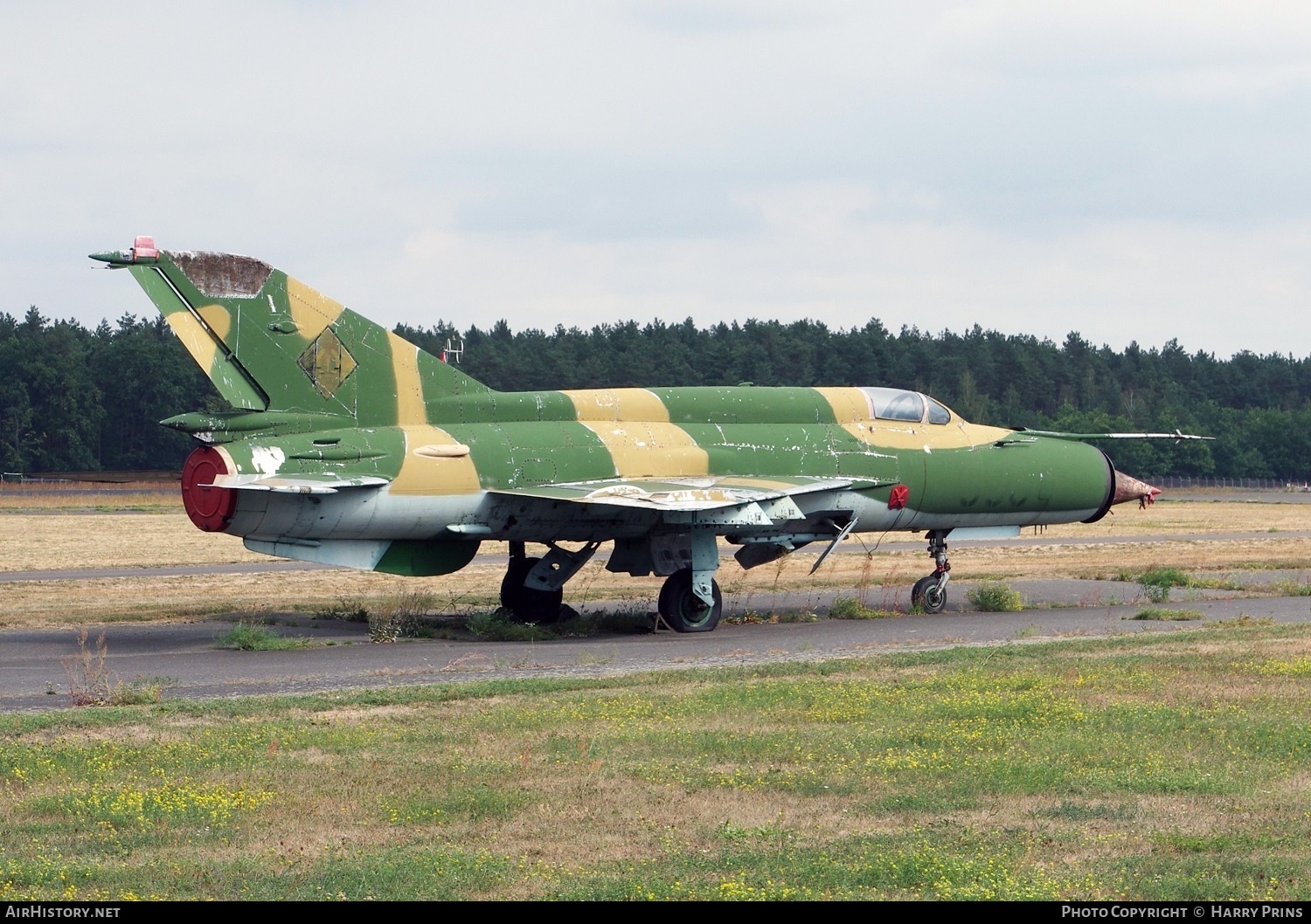 Aircraft Photo of 596 | Mikoyan-Gurevich MiG-21M | East Germany - Air Force | AirHistory.net #606316