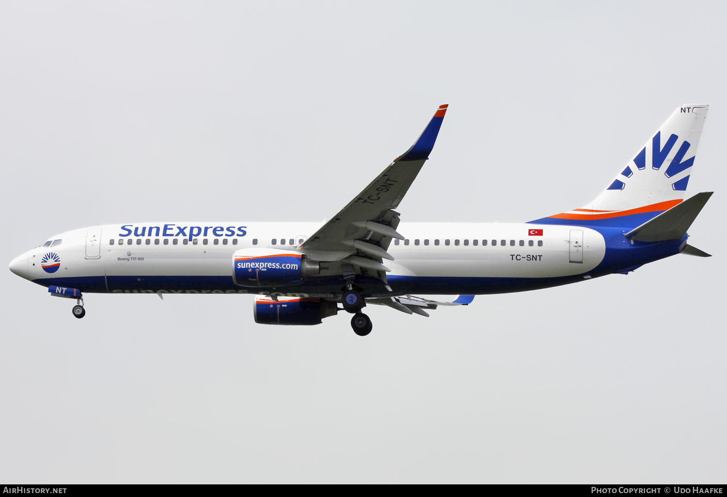 Aircraft Photo of TC-SNT | Boeing 737-8HC | SunExpress | AirHistory.net #606328