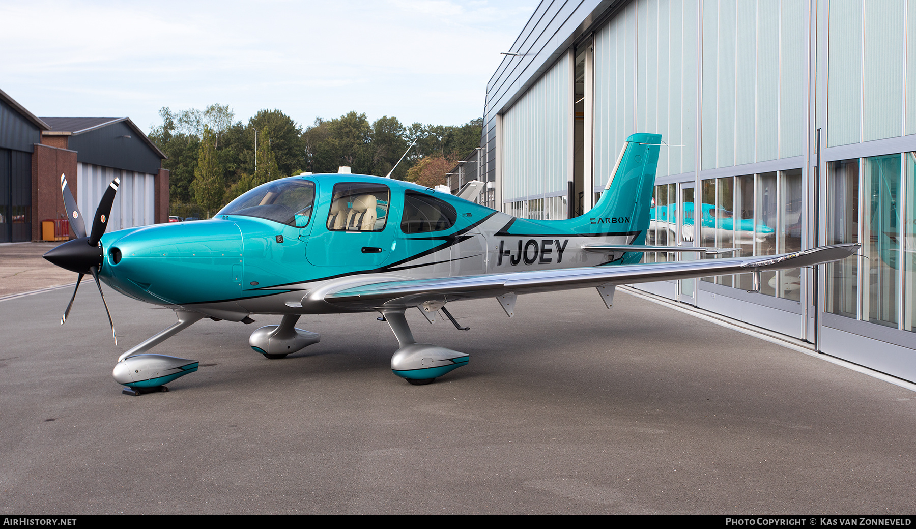 Aircraft Photo of I-JOEY | Cirrus SR-22T G6-GTS Carbon | AirHistory.net #606387