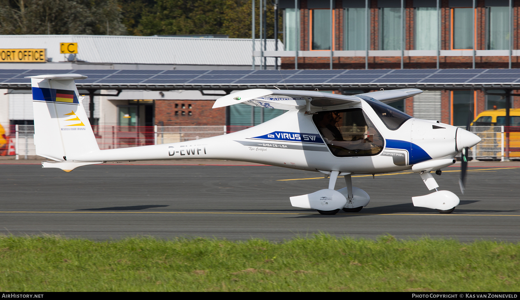 Aircraft Photo of D-EWFT | Pipistrel Virus SW 121 | AirHistory.net #606404