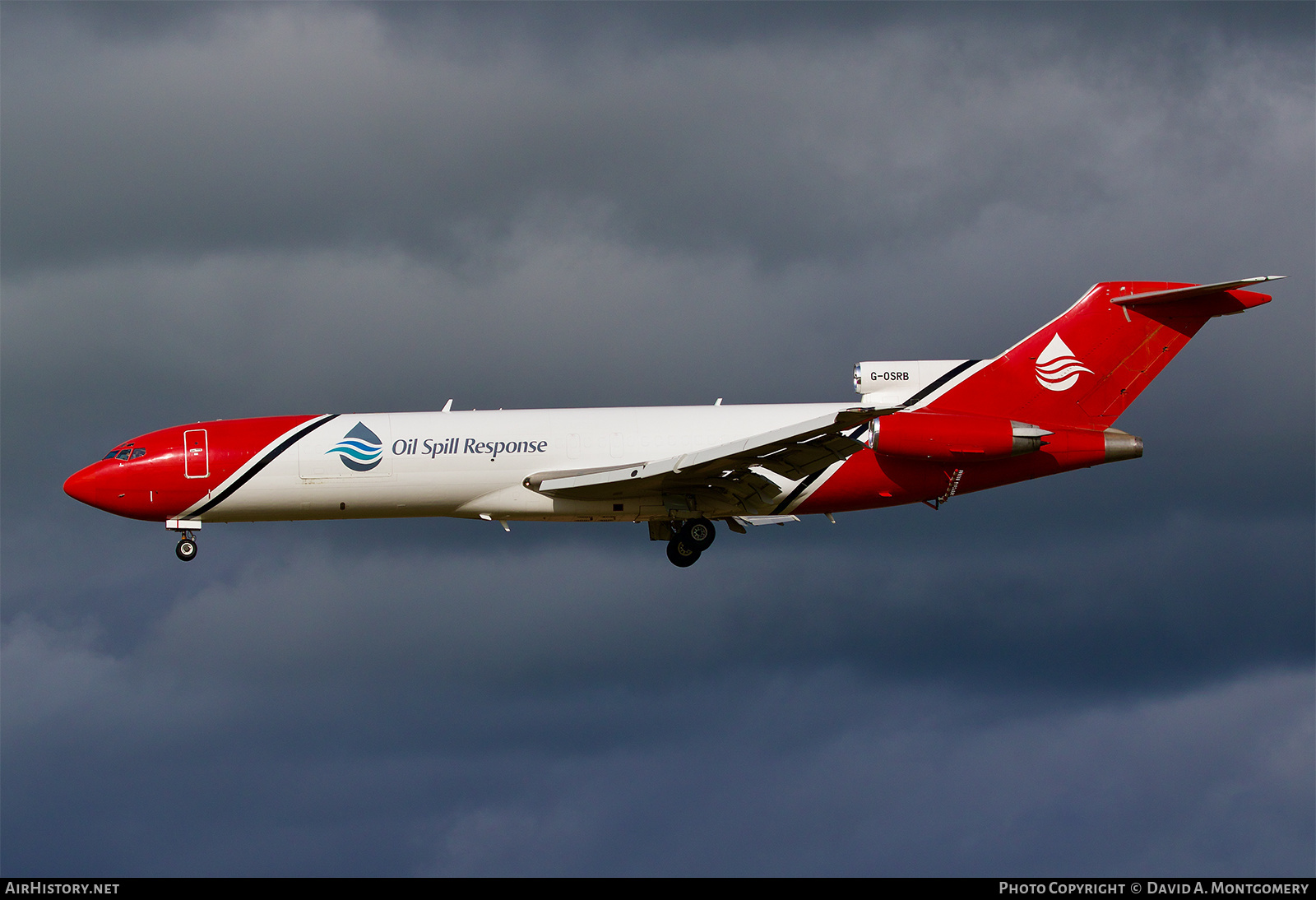 Aircraft Photo of G-OSRB | Boeing 727-2S2F/Adv(RE) Super 27 | Oil Spill Response | AirHistory.net #606453