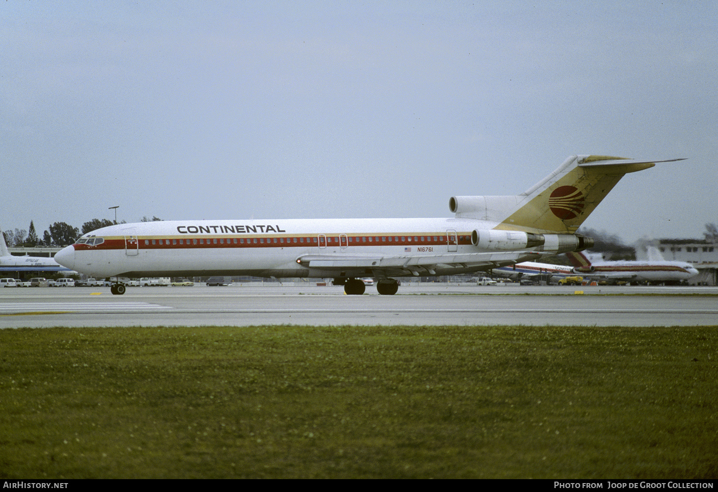 Aircraft Photo of N16761 | Boeing 727-227 | Continental Airlines | AirHistory.net #606480