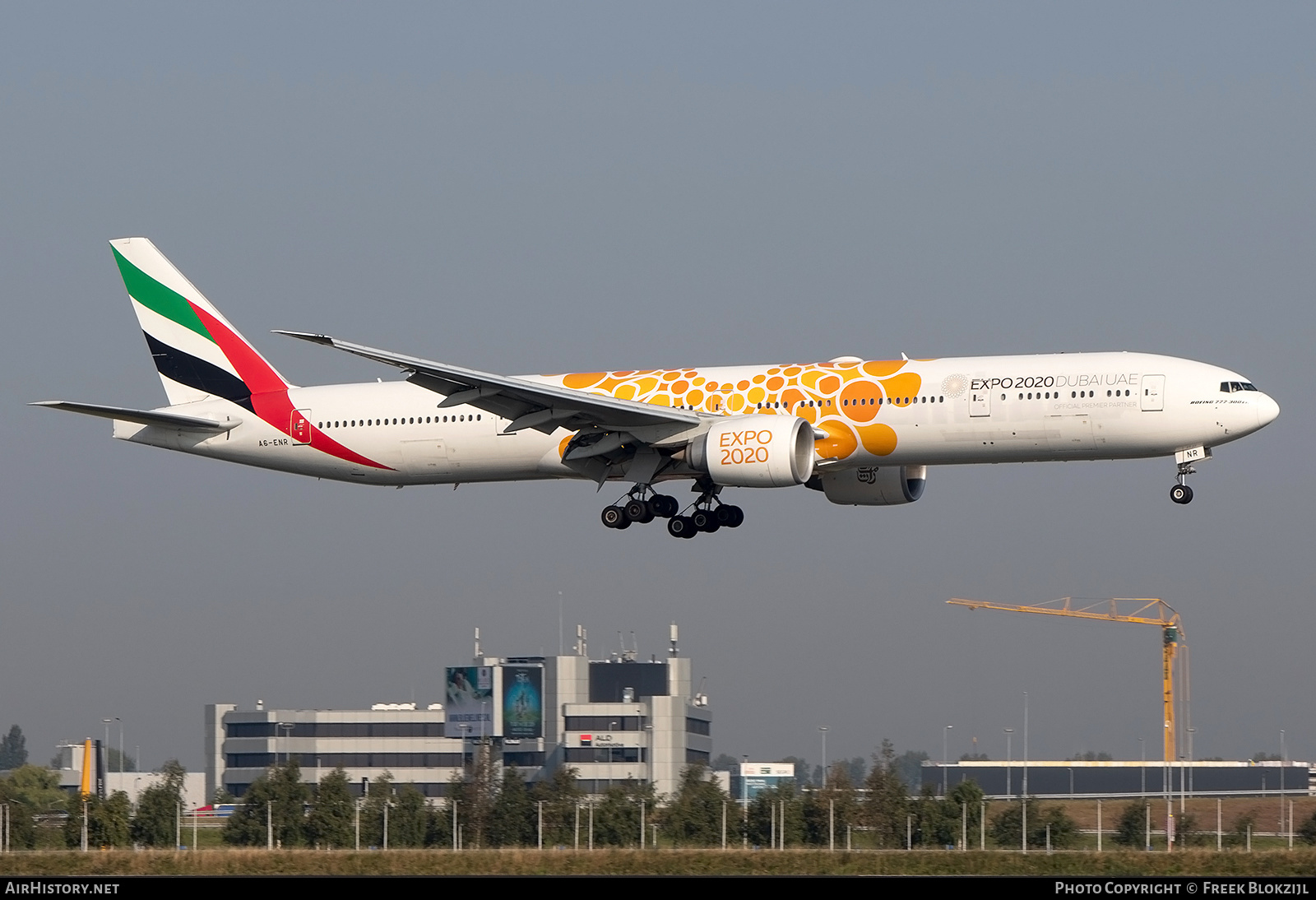 Aircraft Photo of A6-ENR | Boeing 777-31H/ER | Emirates | AirHistory.net #606530