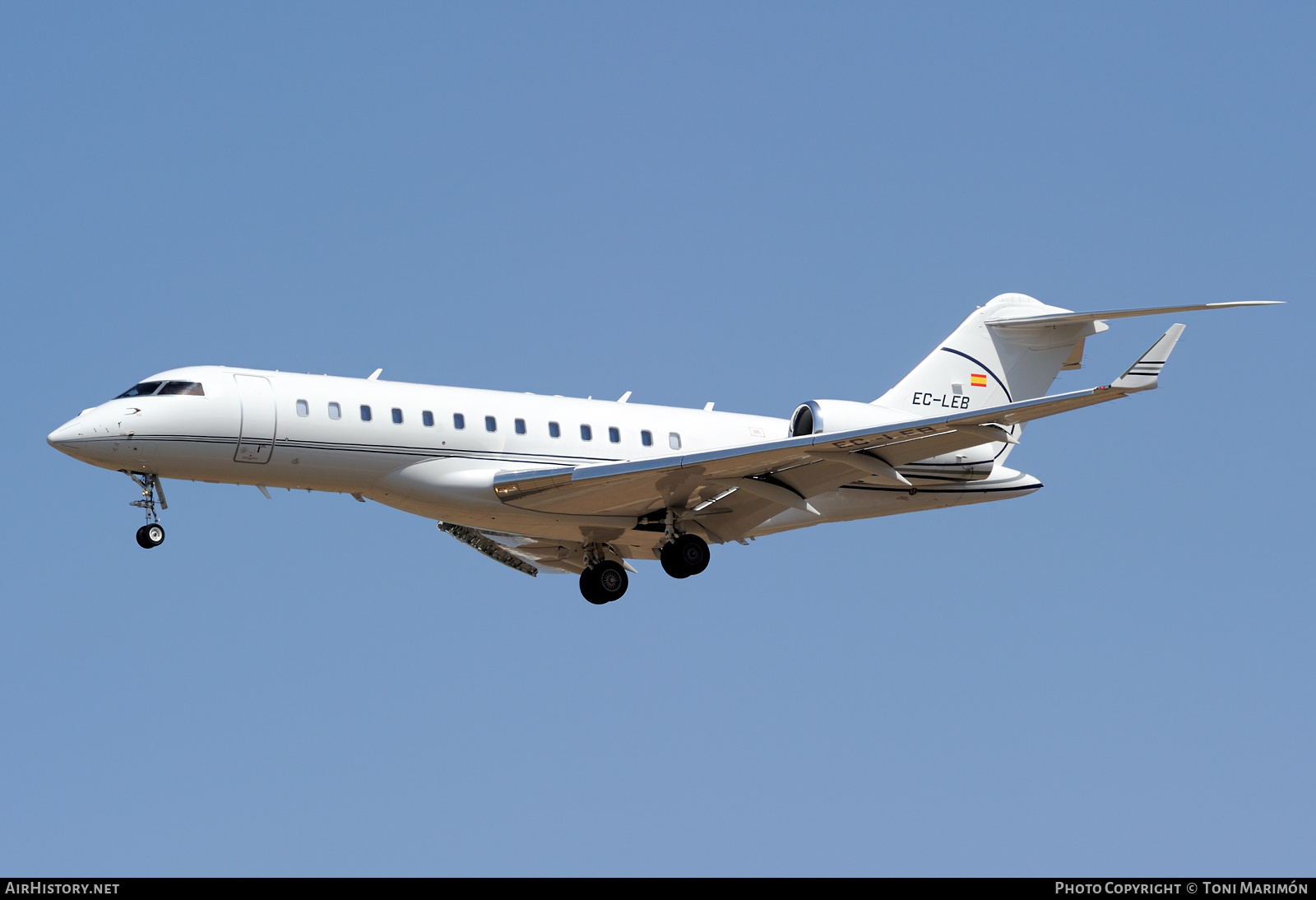 Aircraft Photo of EC-LEB | Bombardier Global Express (BD-700-1A10) | TAG Aviation | AirHistory.net #606595