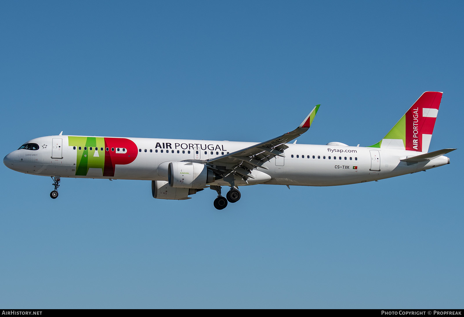 Aircraft Photo of CS-TXK | Airbus A321-251NX | TAP Air Portugal | AirHistory.net #606609