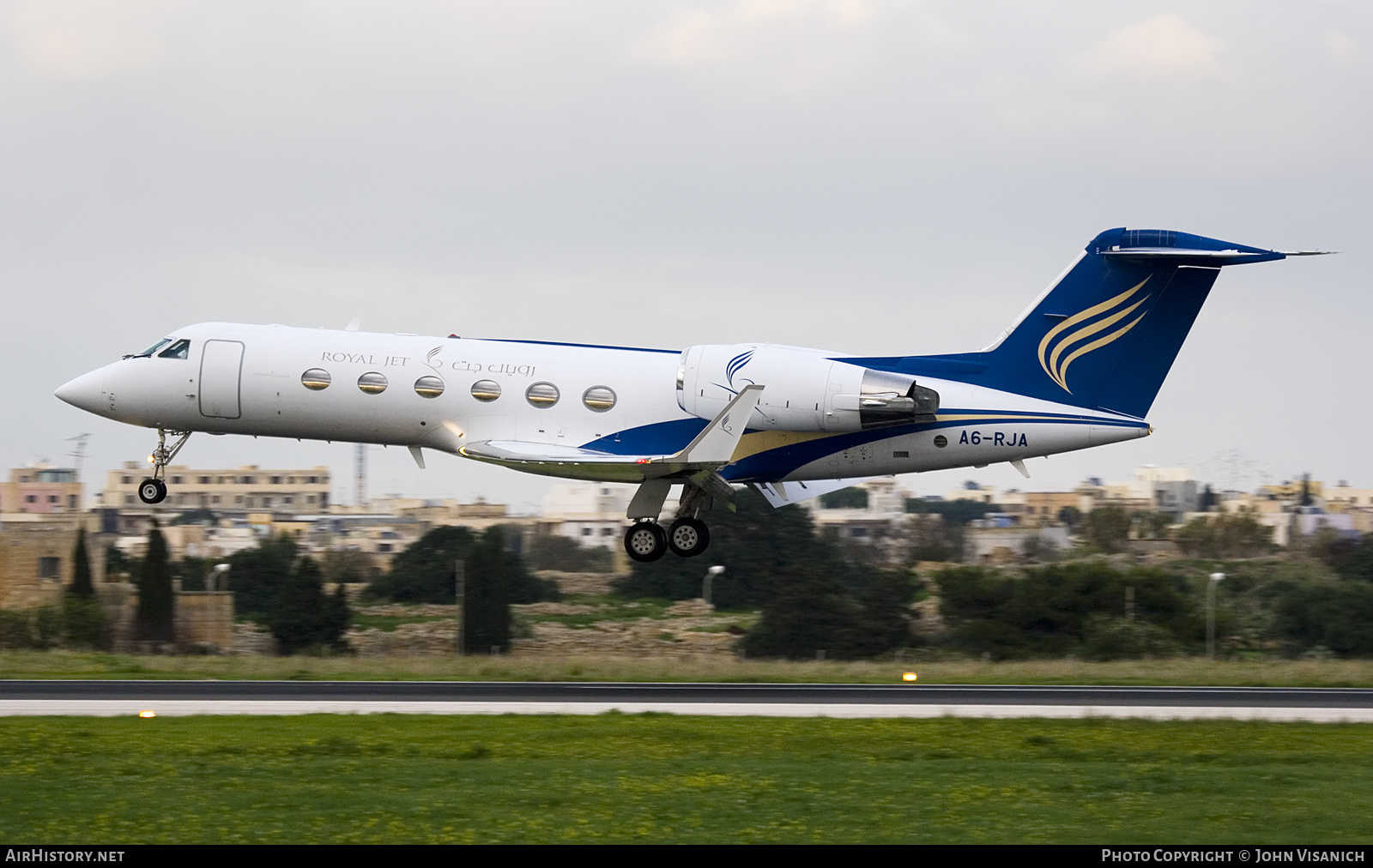 Aircraft Photo of A6-RJA | Gulfstream Aerospace G-IV Gulfstream G300 | Royal Jet | AirHistory.net #606639