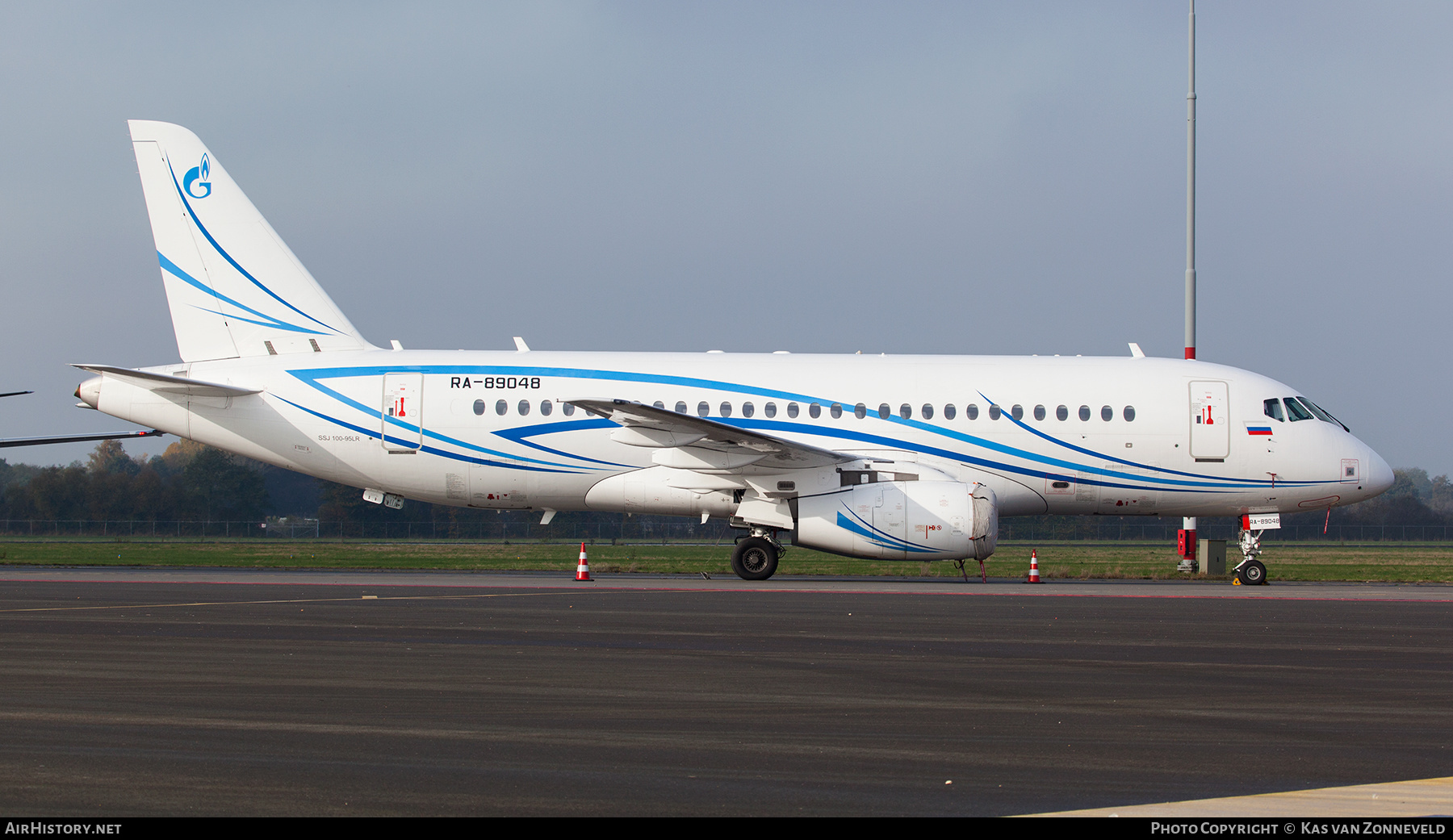 Aircraft Photo of RA-89048 | Sukhoi SSJ-100-95B-LR Superjet 100 (RRJ-95B) | Gazpromavia | AirHistory.net #606660