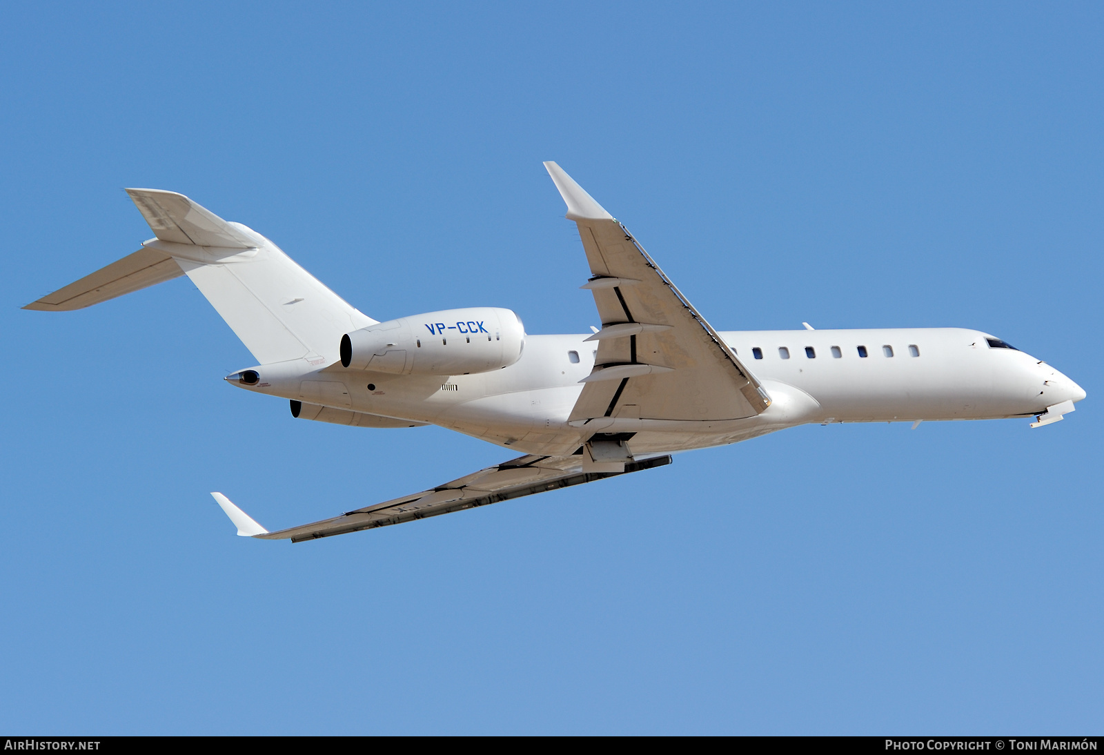Aircraft Photo of VP-CCK | Bombardier Global 6000 (BD-700-1A10) | AirHistory.net #606712
