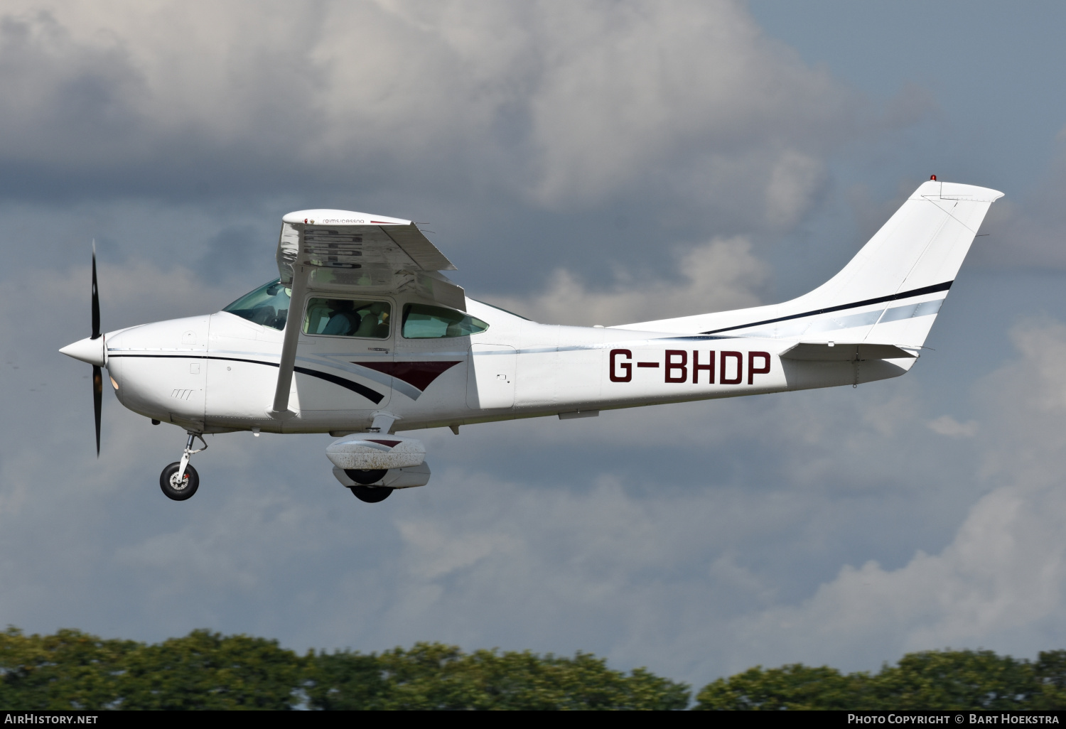 Aircraft Photo of G-BHDP | Reims F182Q Skylane | AirHistory.net #606714