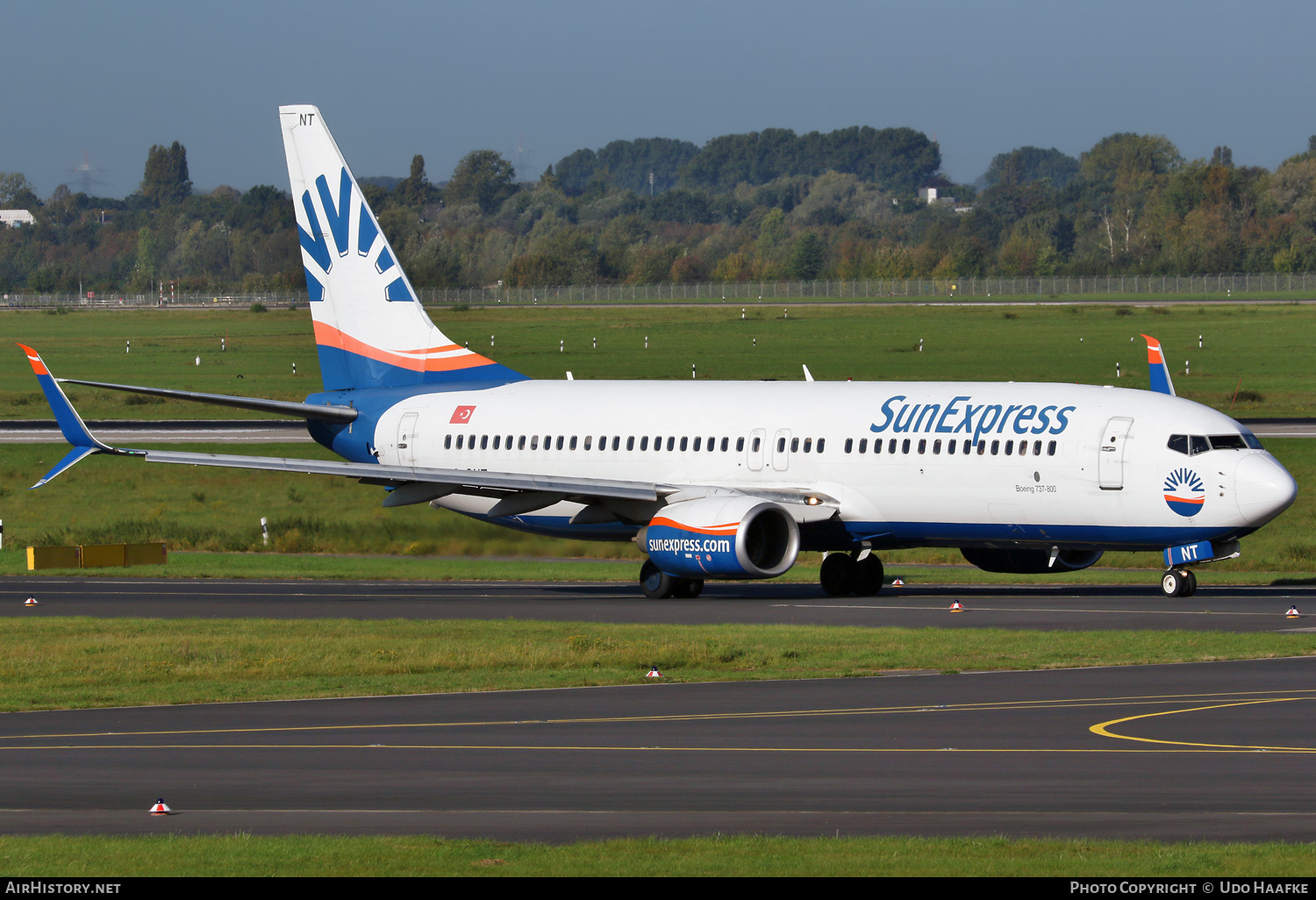 Aircraft Photo of TC-SNT | Boeing 737-8HC | SunExpress | AirHistory.net #606878