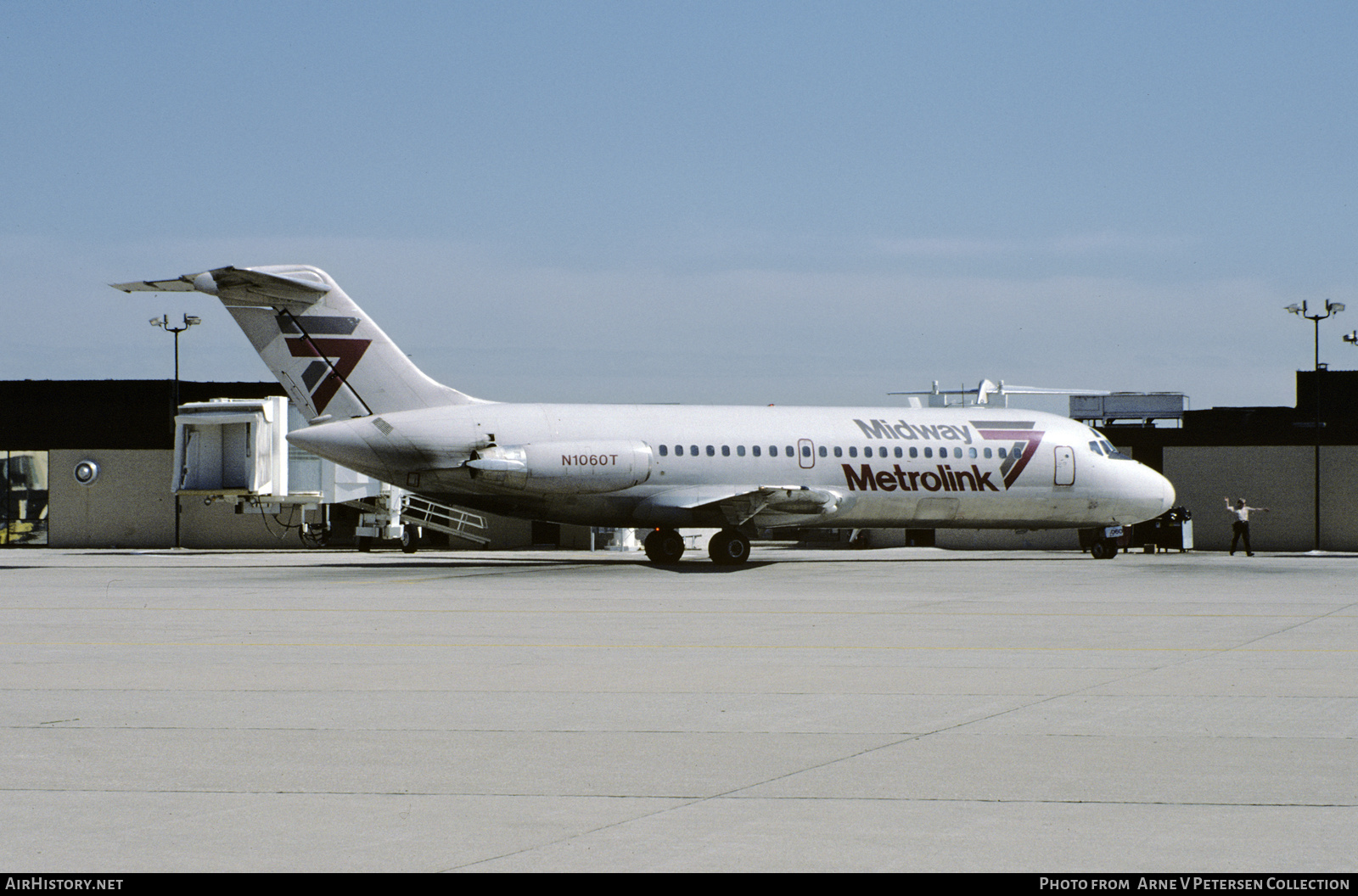 Aircraft Photo of N1060T | Douglas DC-9-15 | Midway Metrolink | AirHistory.net #606952