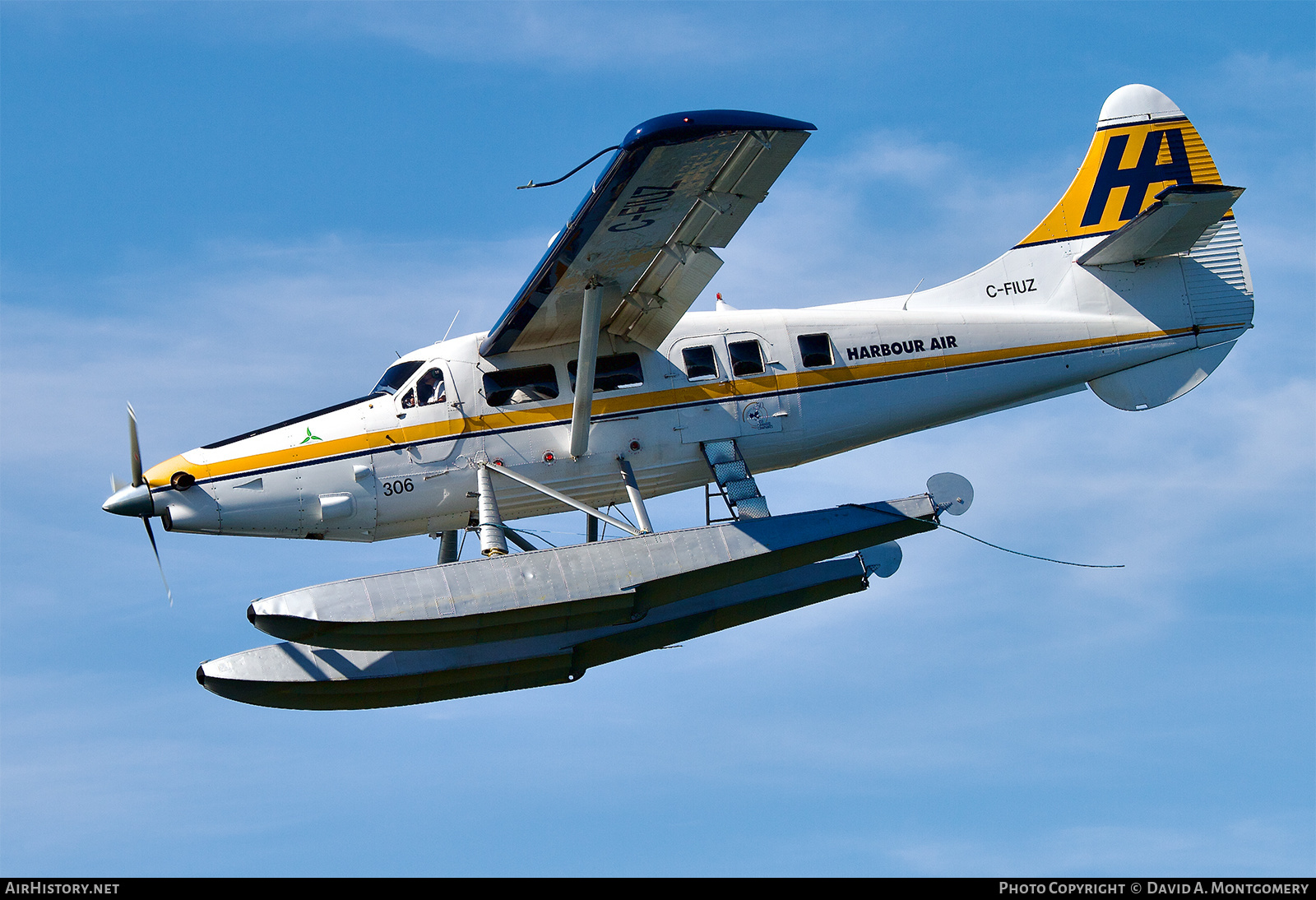 Aircraft Photo of C-FIUZ | Vazar DHC-3T Turbine Otter | Harbour Air | AirHistory.net #607035