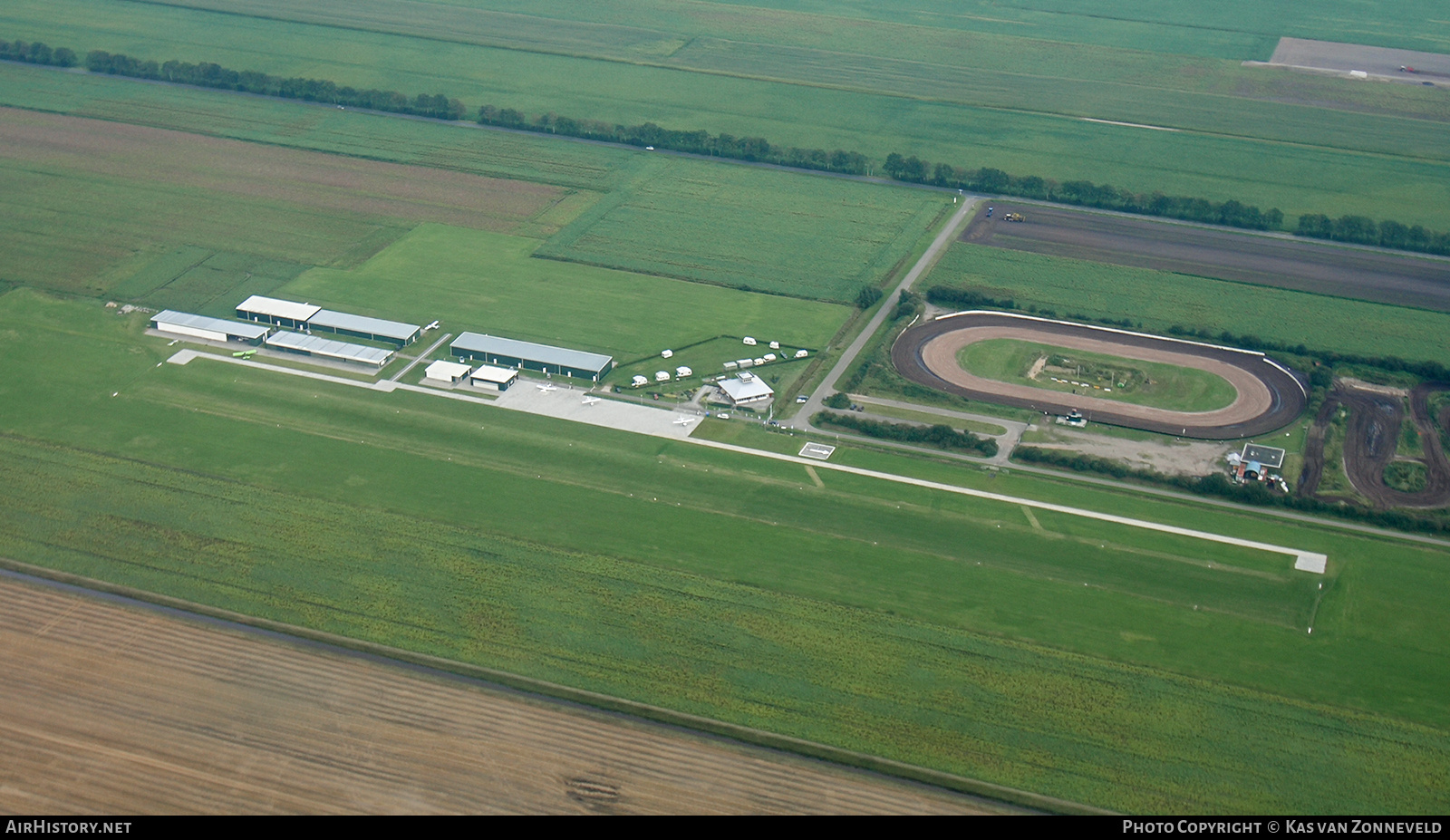 Airport photo of Stadskanaal (EHST) in Netherlands | AirHistory.net #607118